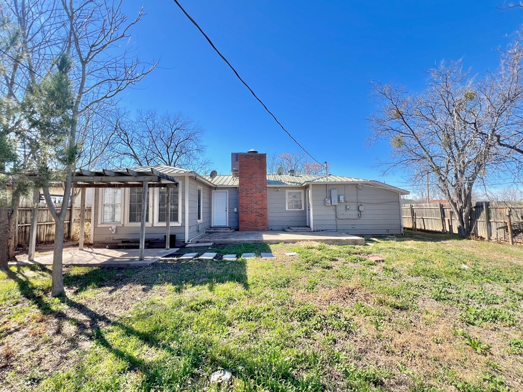 1102 Ardmore Street Property Photo 16