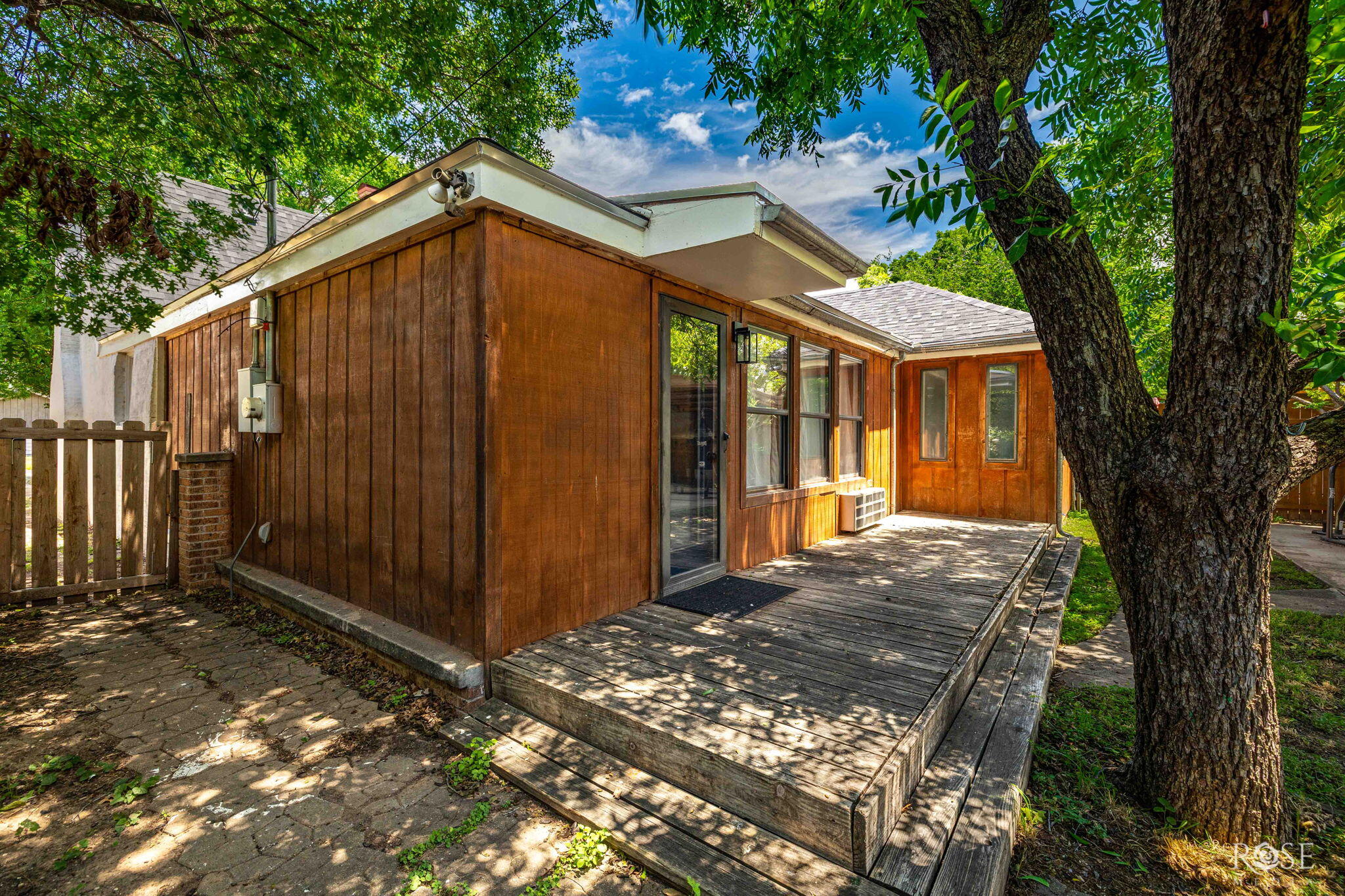2209 Waco Street Property Photo 33