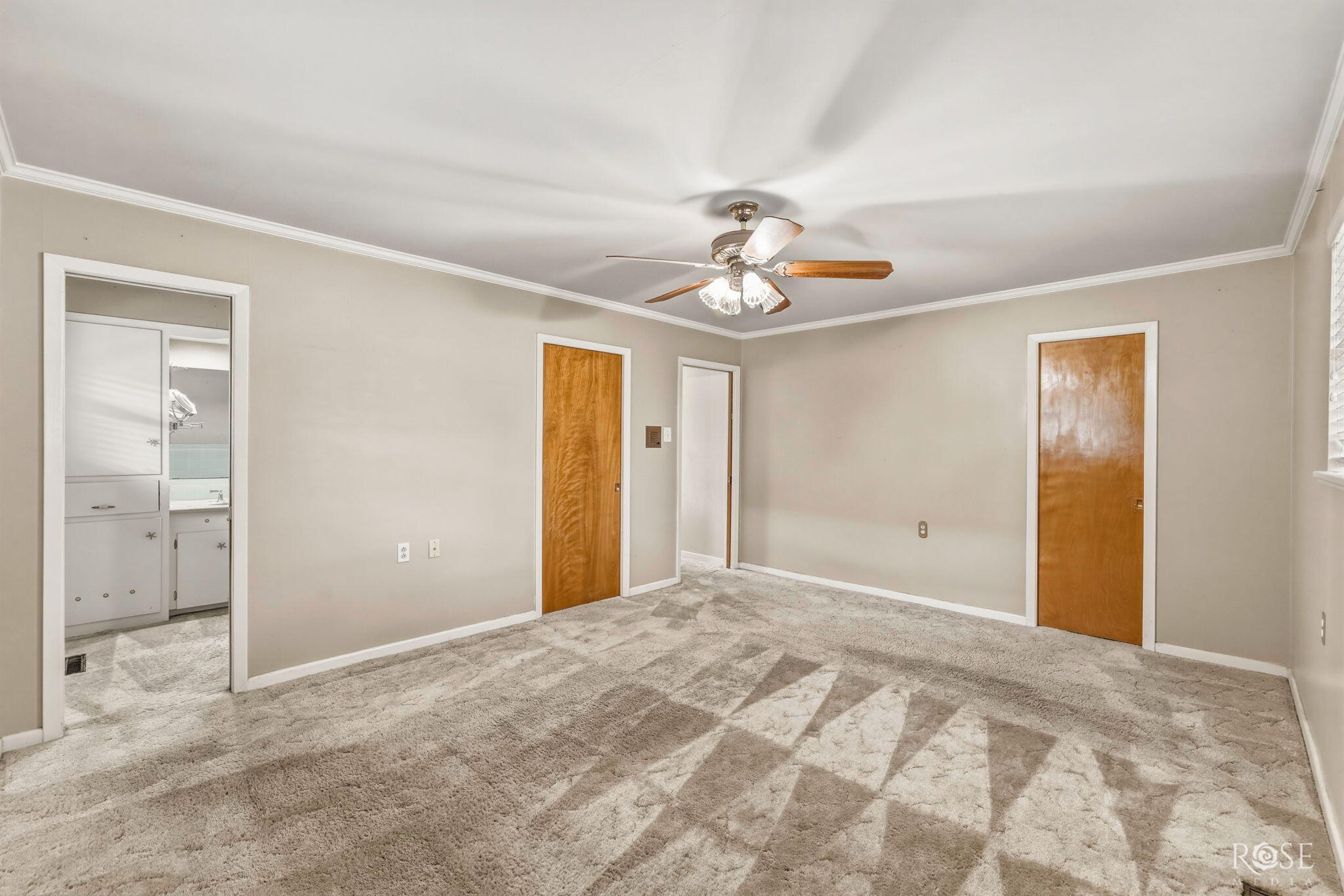2504 Douglas Drive Property Photo 16