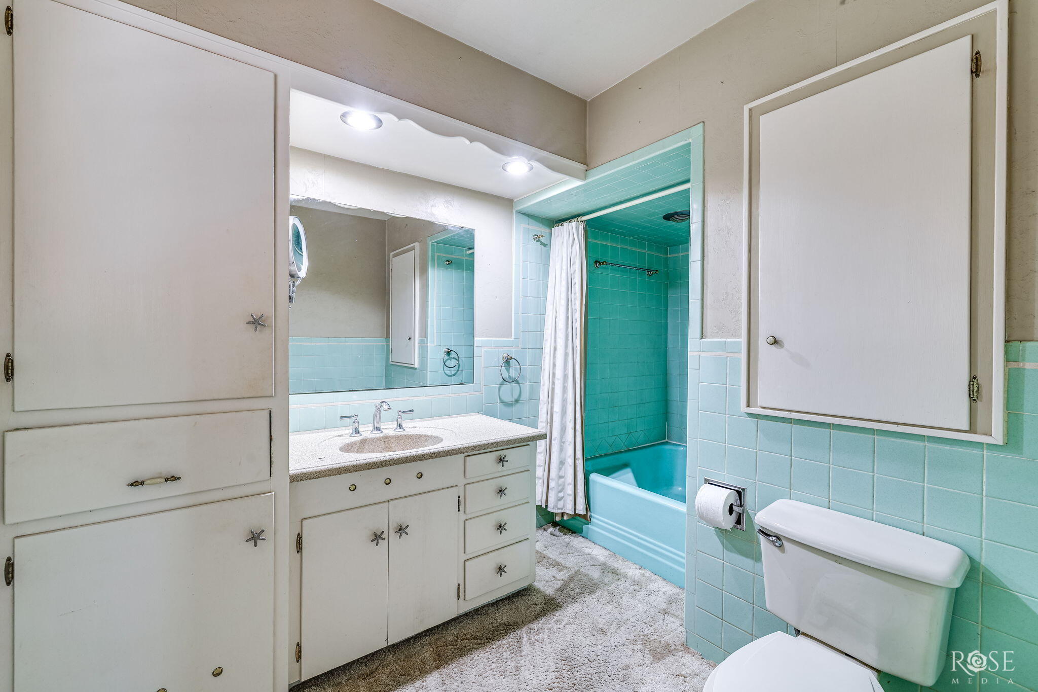 2504 Douglas Drive Property Photo 17