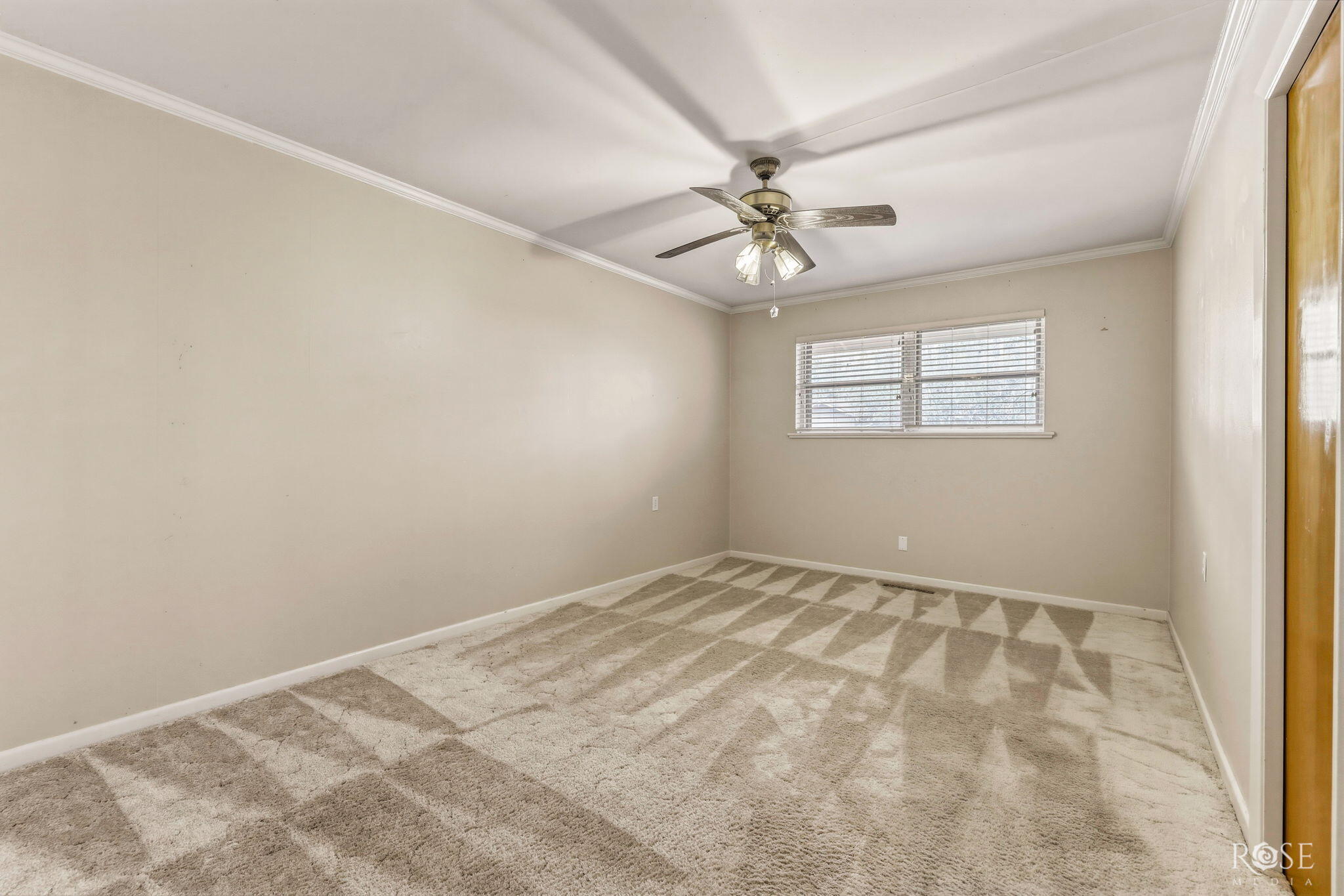 2504 Douglas Drive Property Photo 23