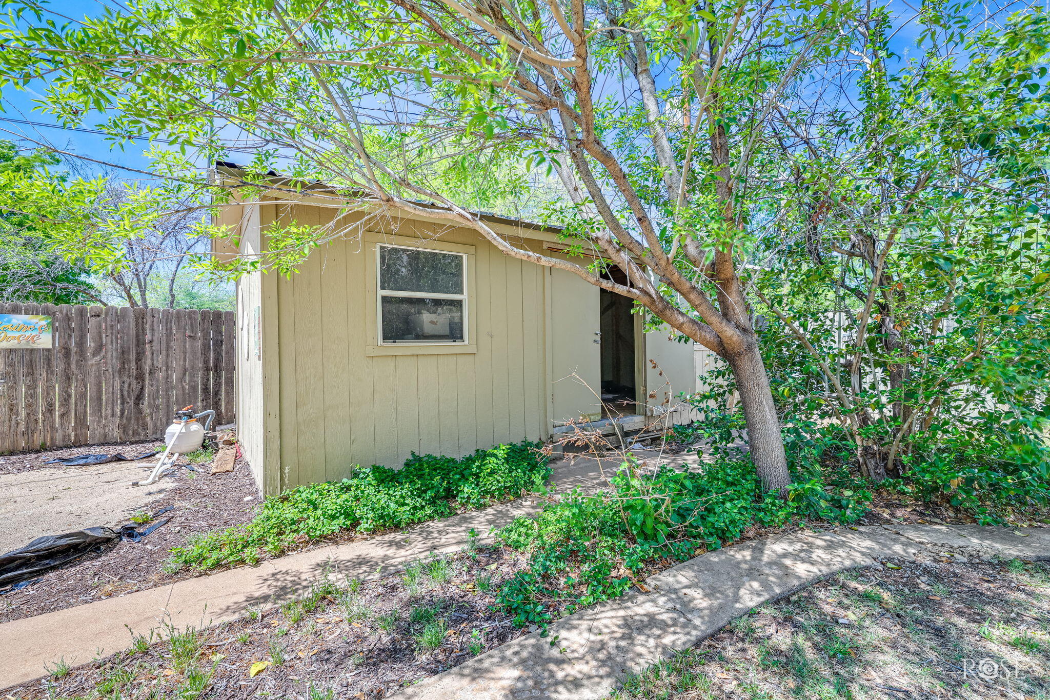 2504 Douglas Drive Property Photo 31