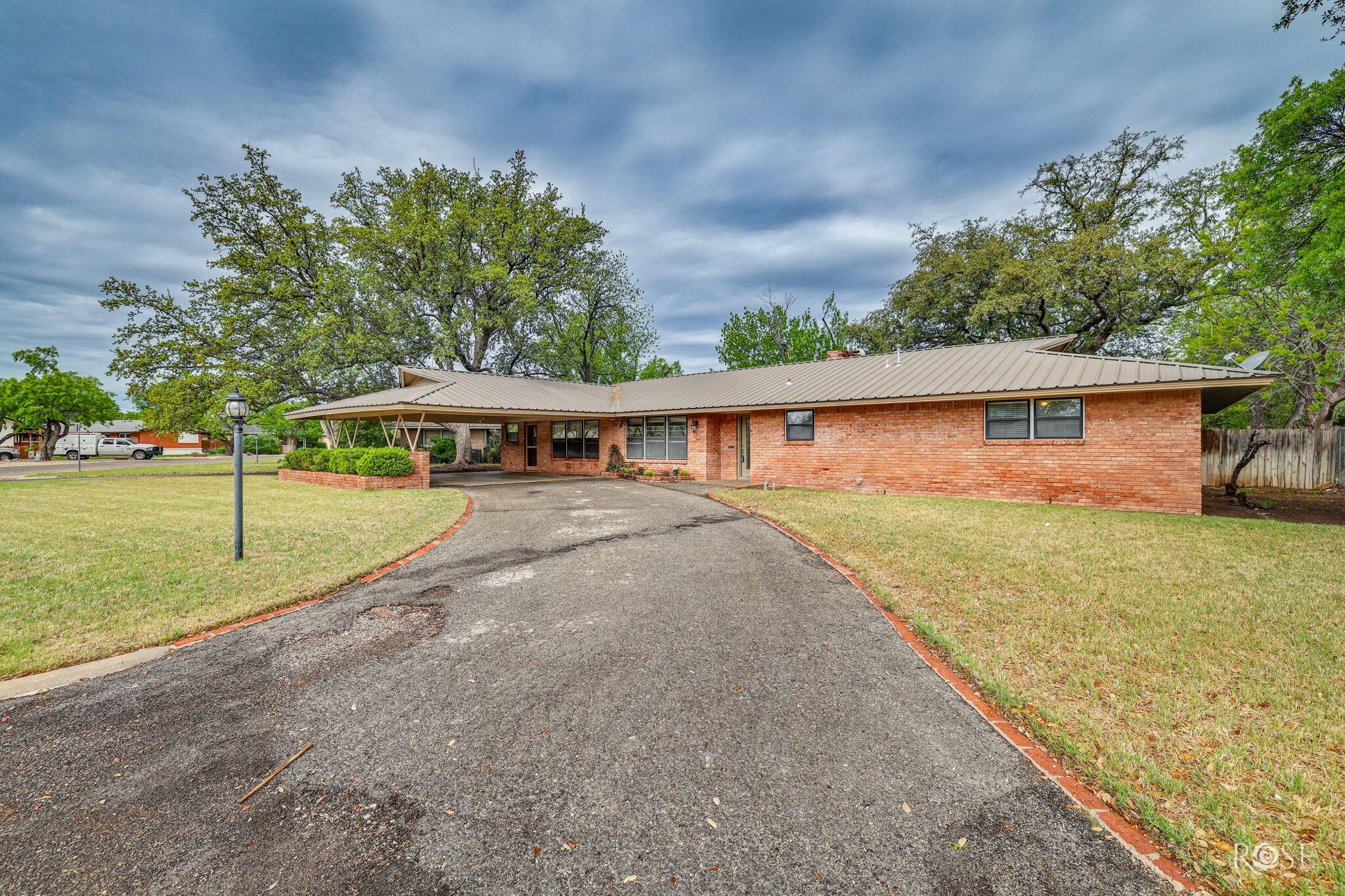 2504 Douglas Drive Property Photo 38