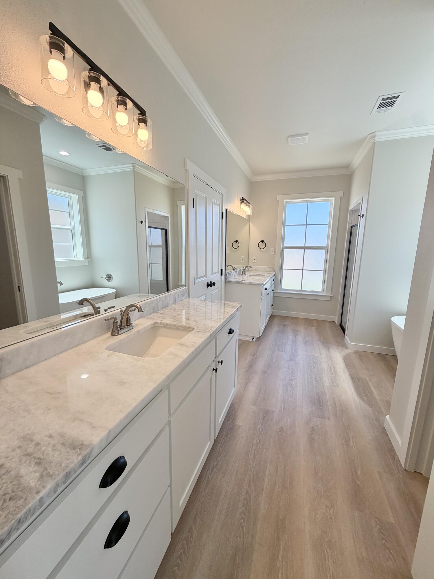 5042 Shefflera Drive Property Photo 16
