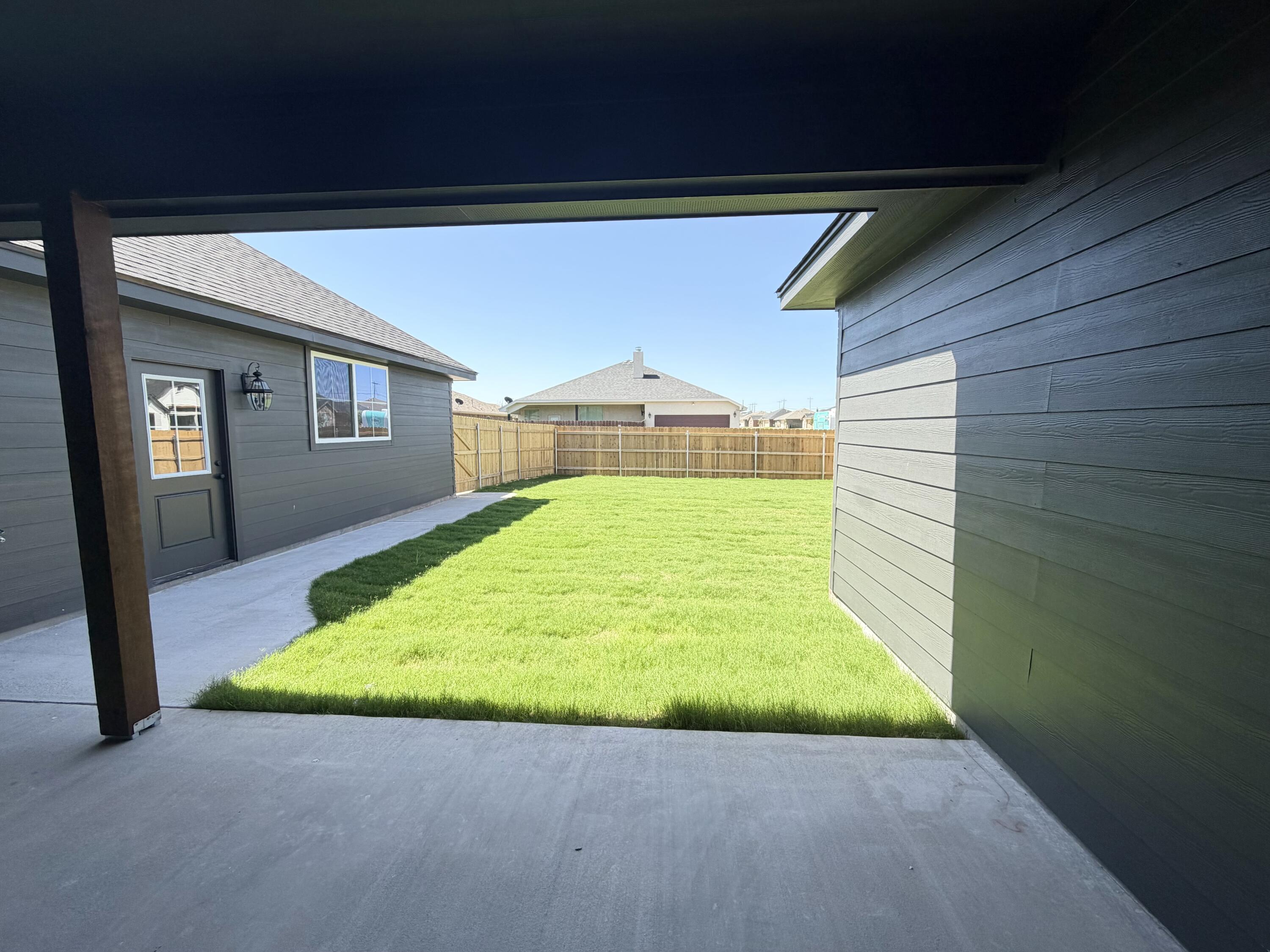 5042 Shefflera Drive Property Photo 26