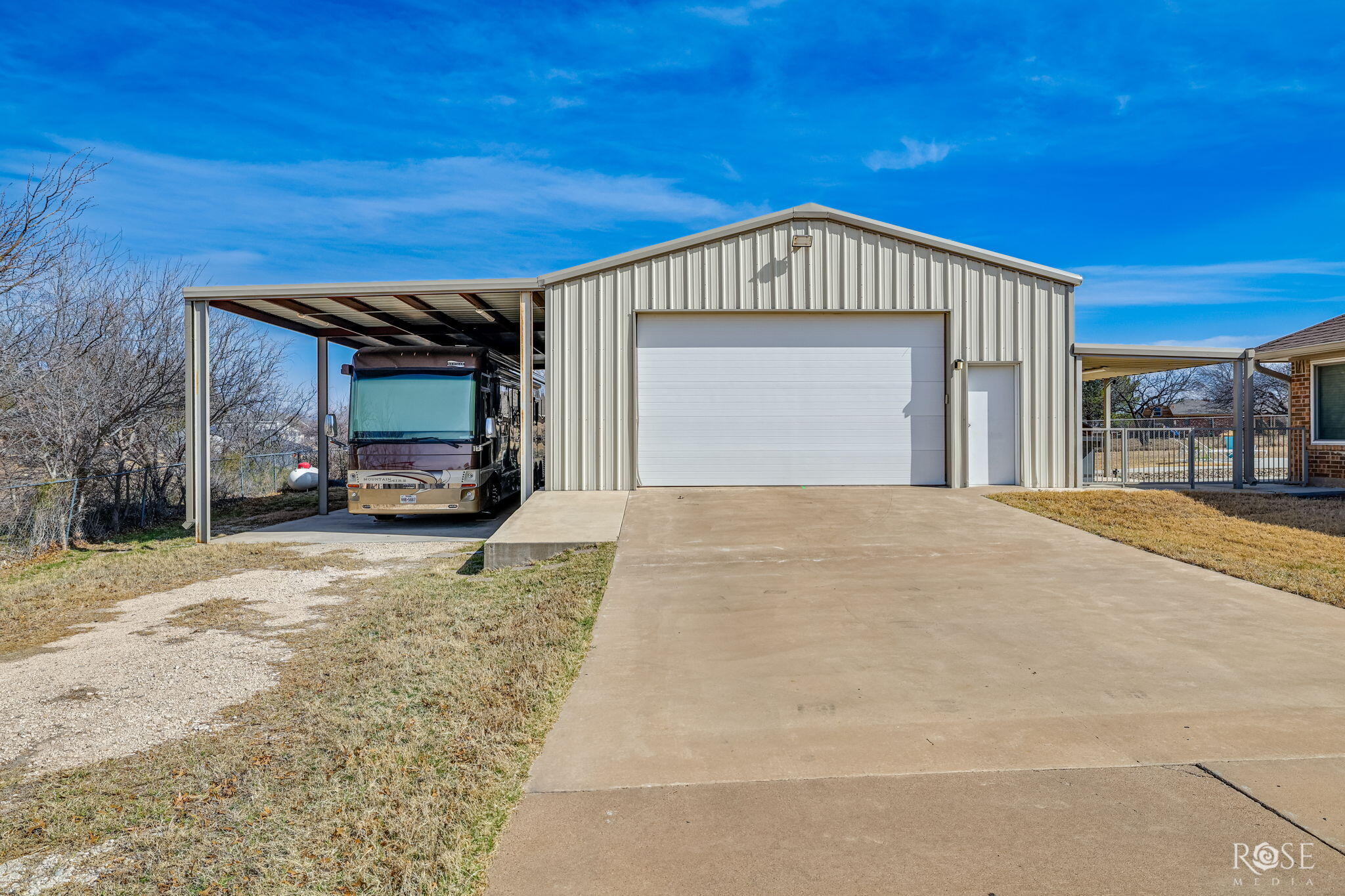 109 Bagpipe Road Property Photo 6