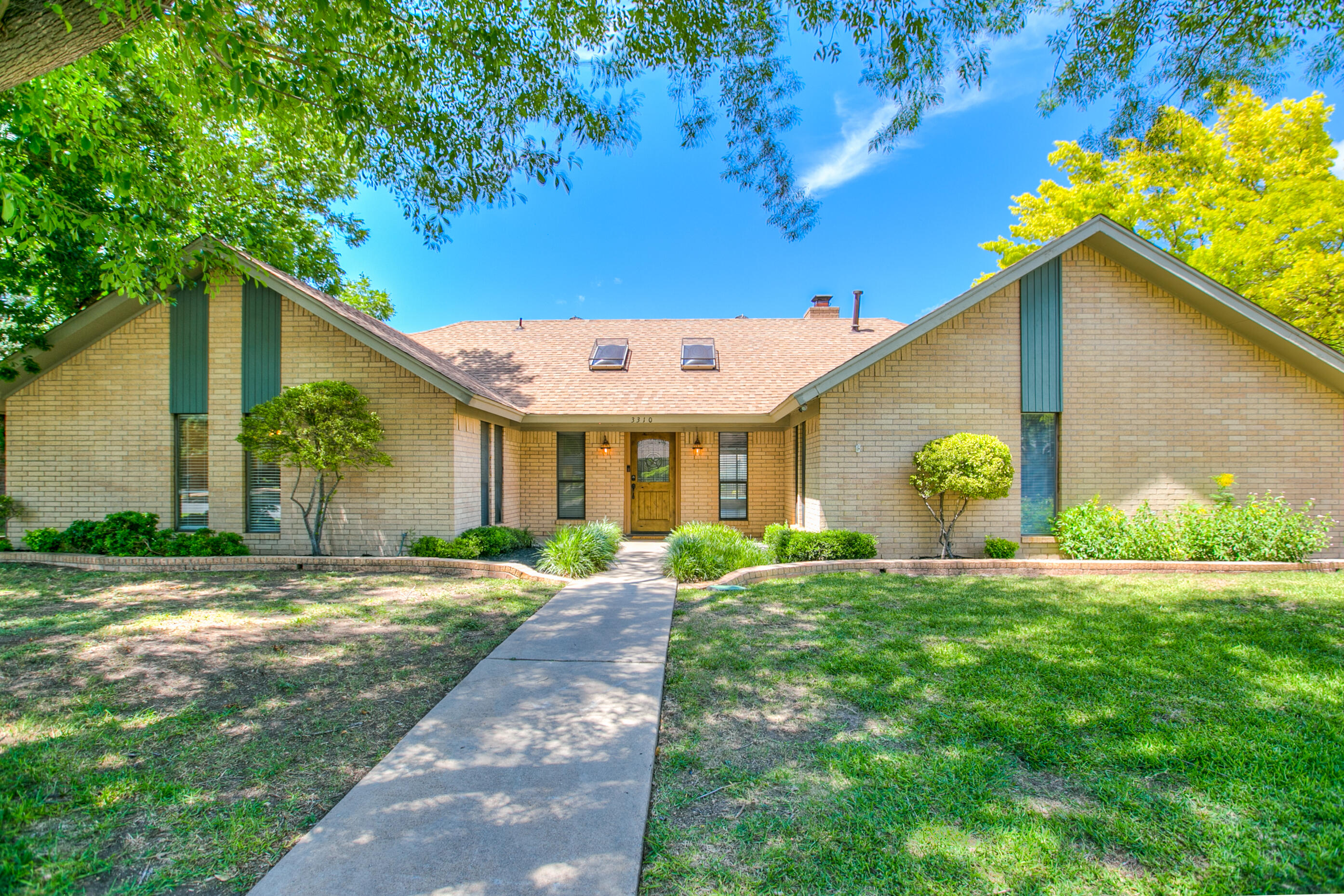 3310 Grandview Drive
