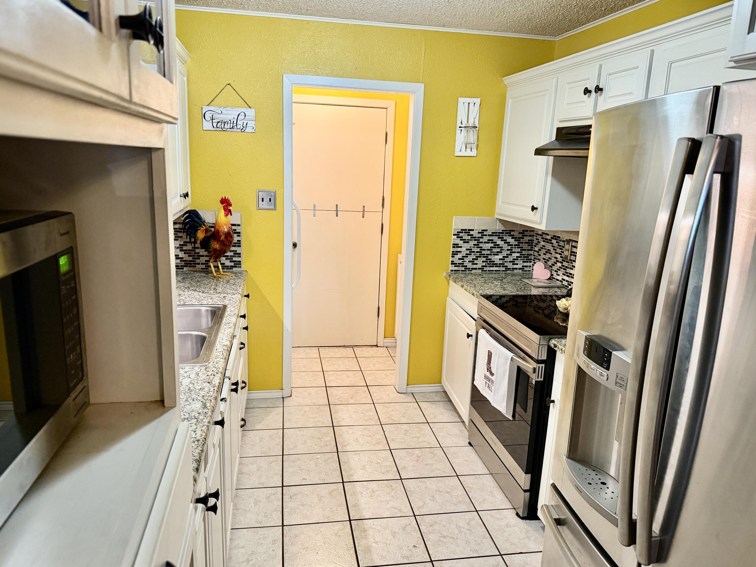 349 W 34th Street Property Photo 8