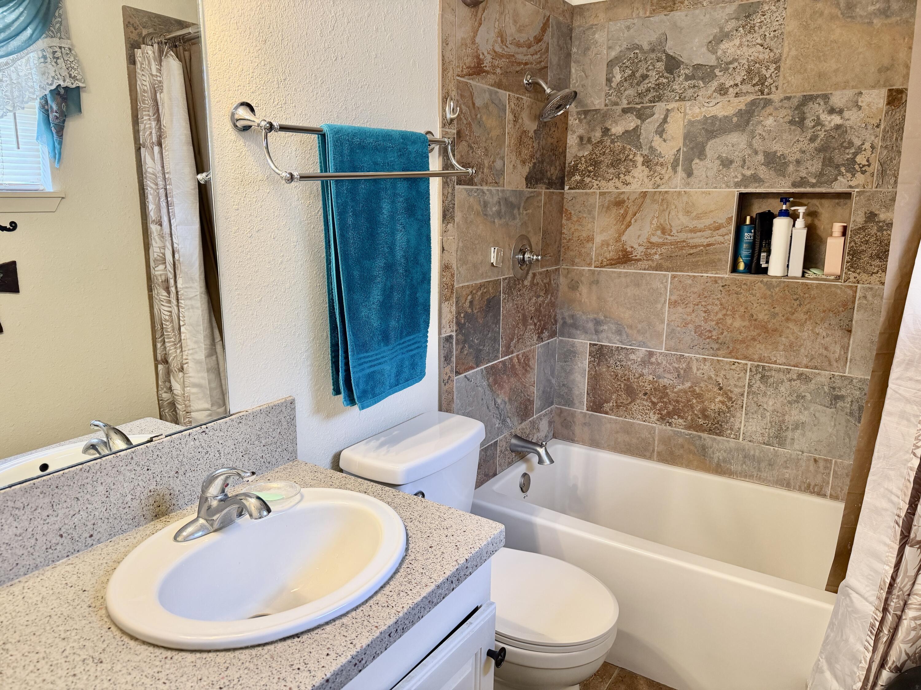 349 W 34th Street Property Photo 18