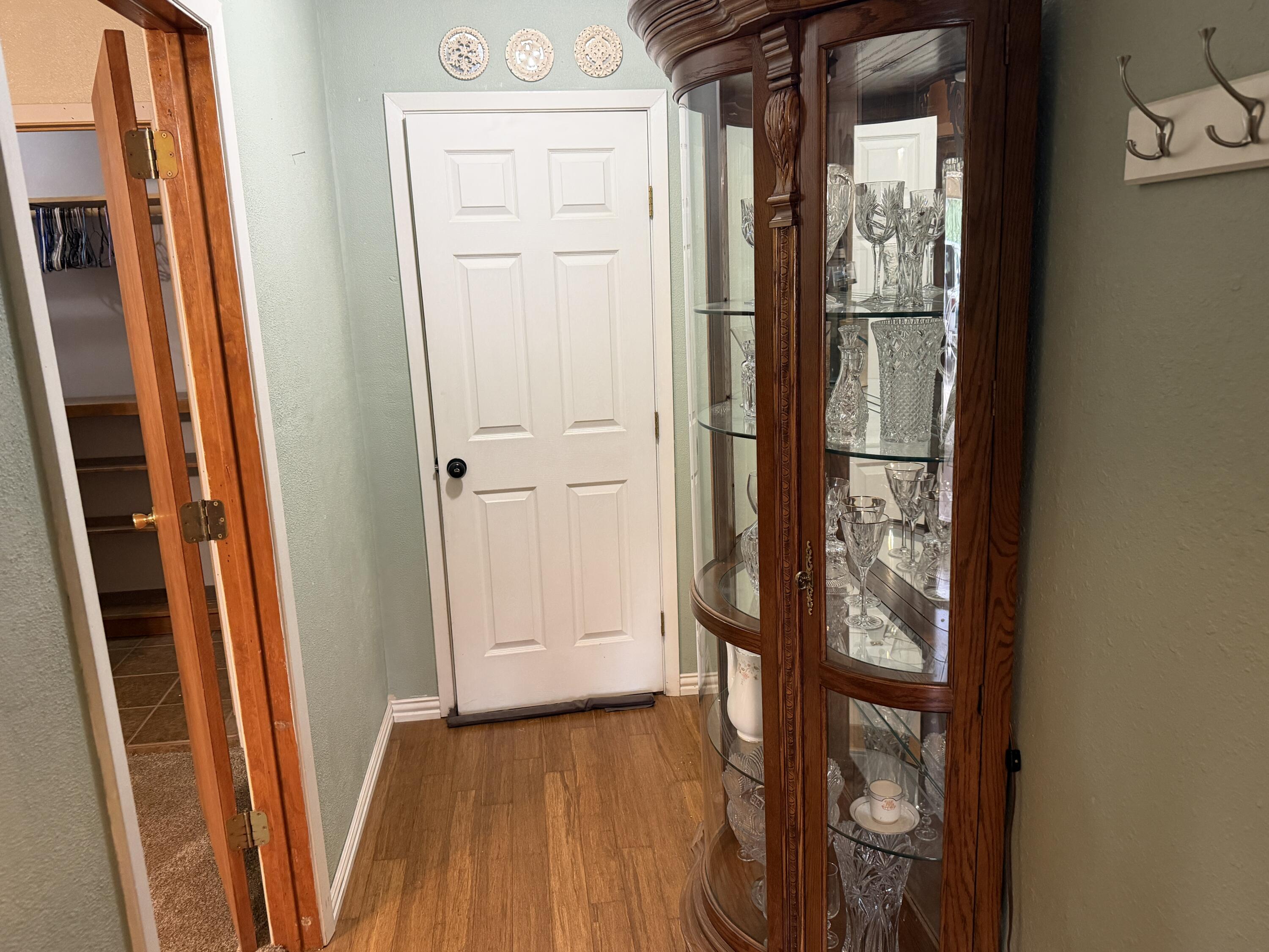 349 W 34th Street Property Photo 20