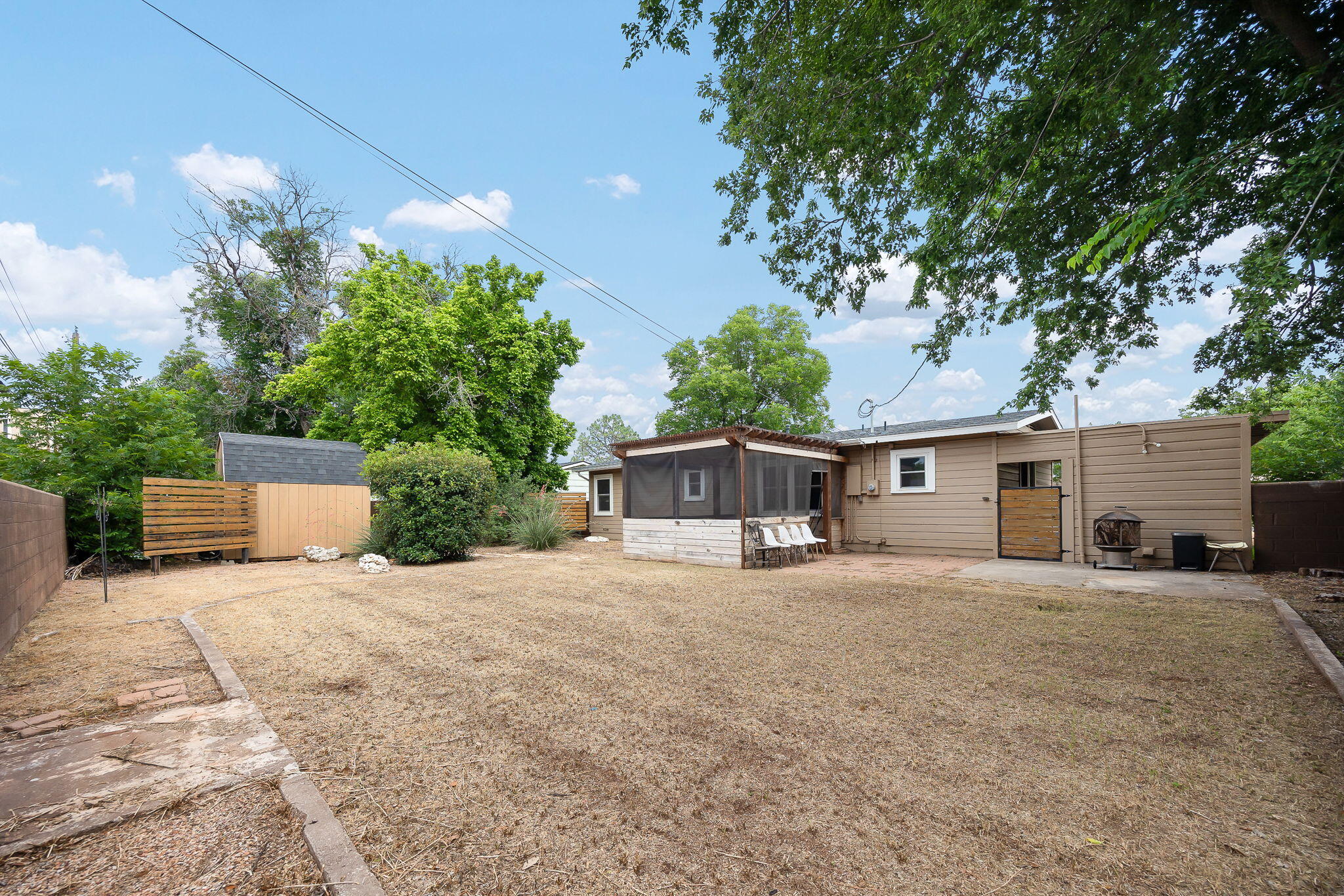 2520 Yale Avenue Property Photo 19