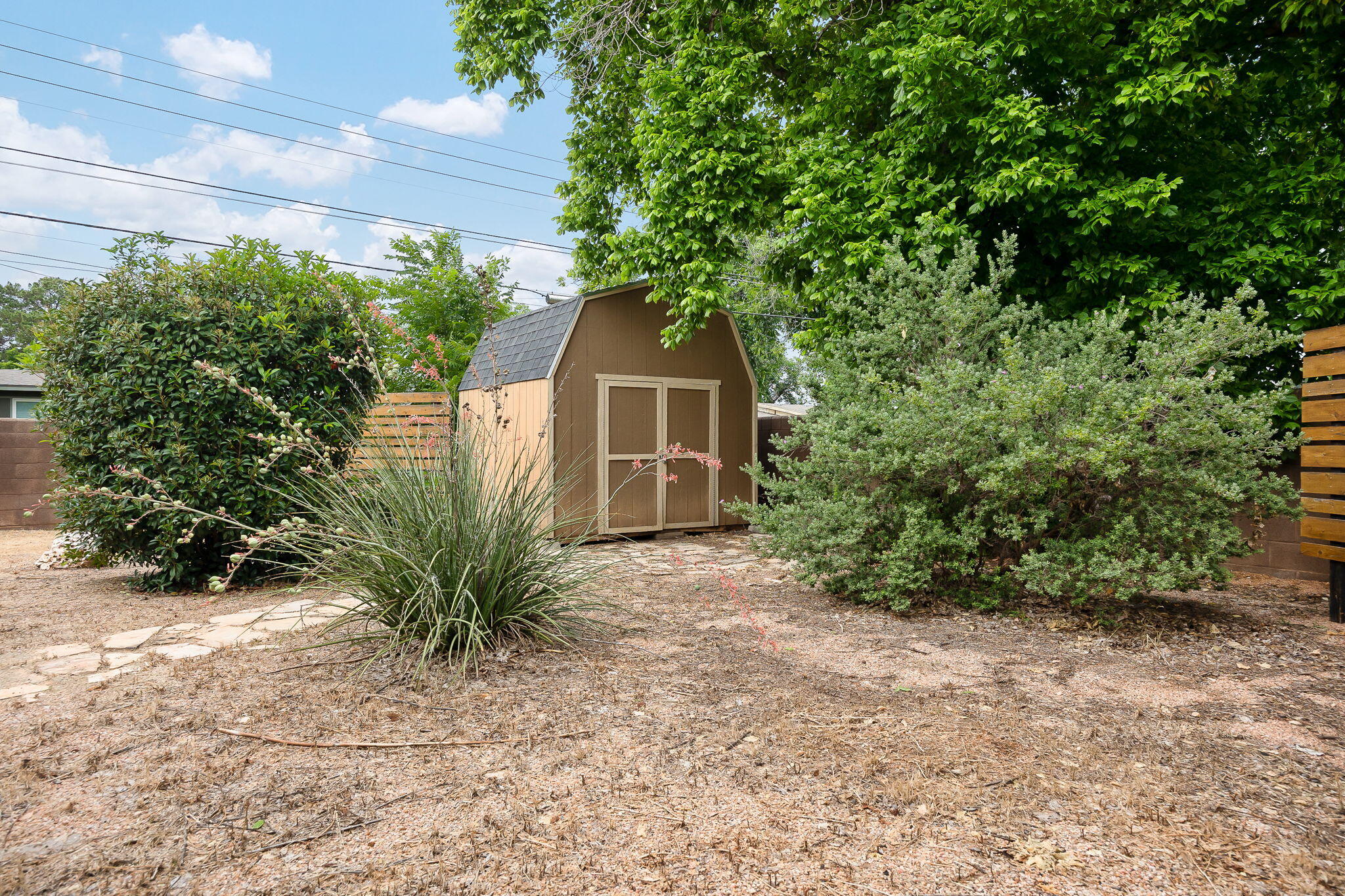2520 Yale Avenue Property Photo 20