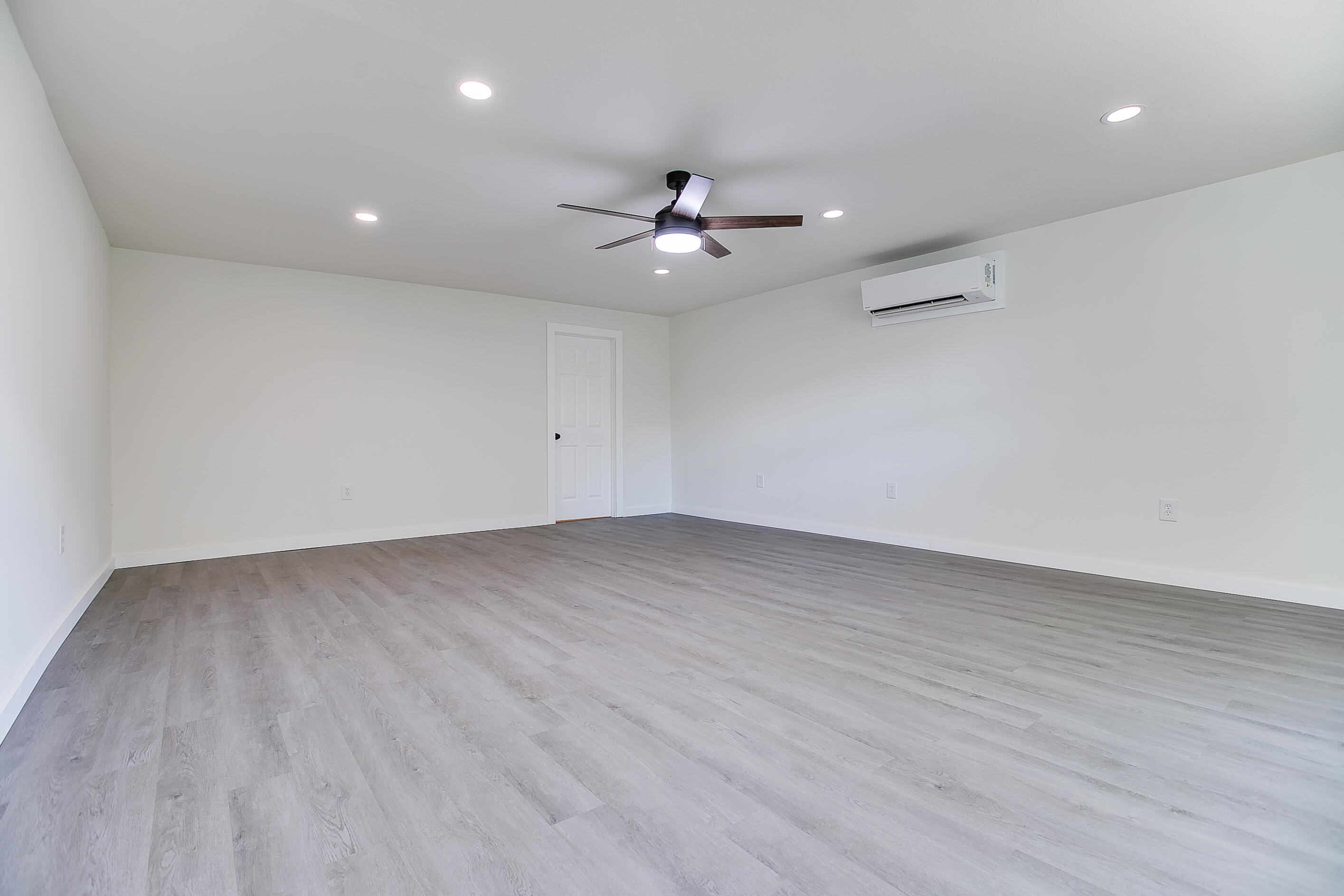 224 N Browning Street Property Photo 20