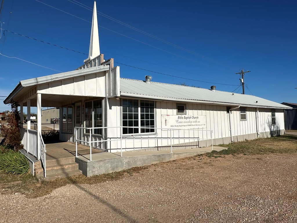 824 Austin Street Property Photo 3