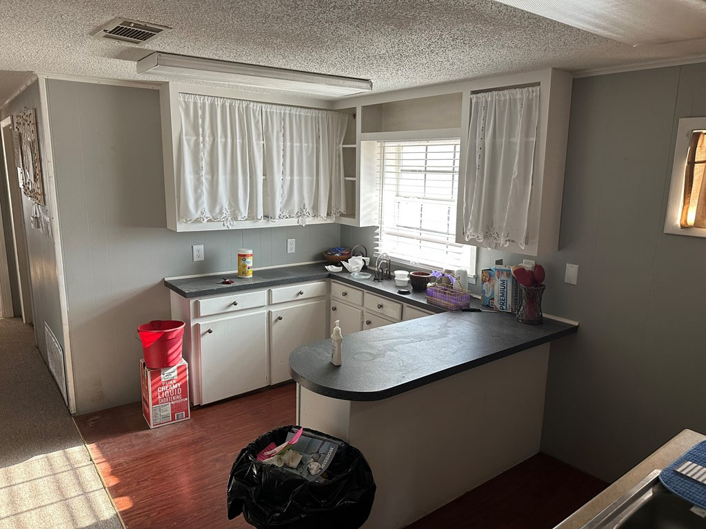 824 Austin Street Property Photo 17