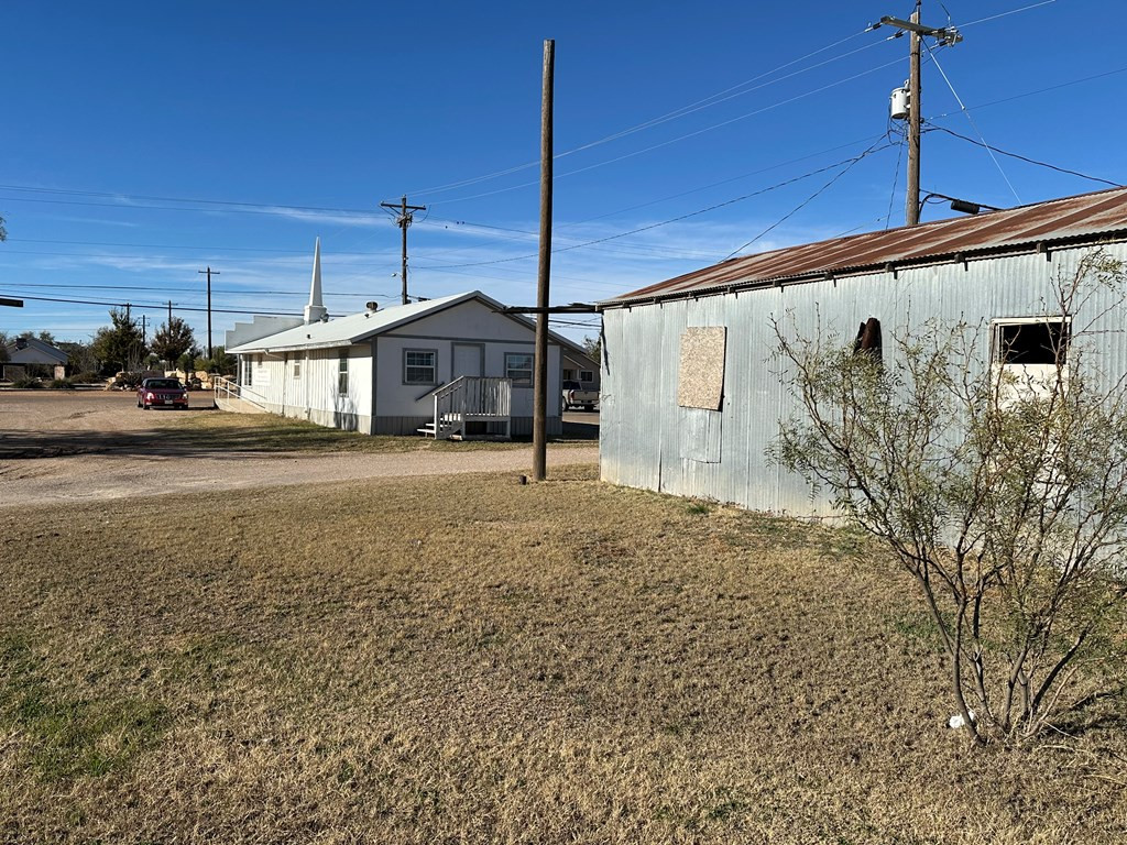 824 Austin Street Property Photo 26