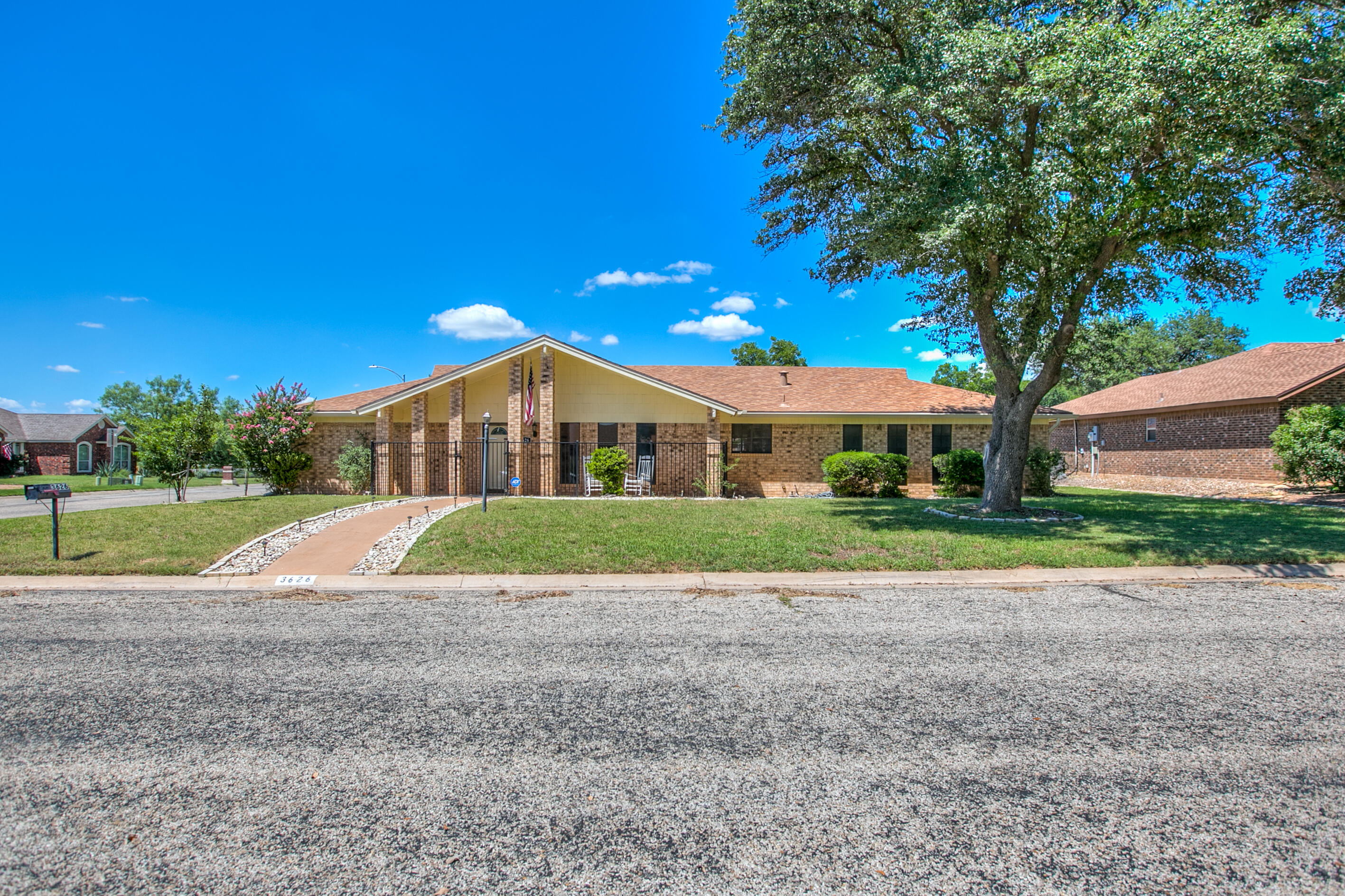 3626 Greenridge Drive Property Photo 1