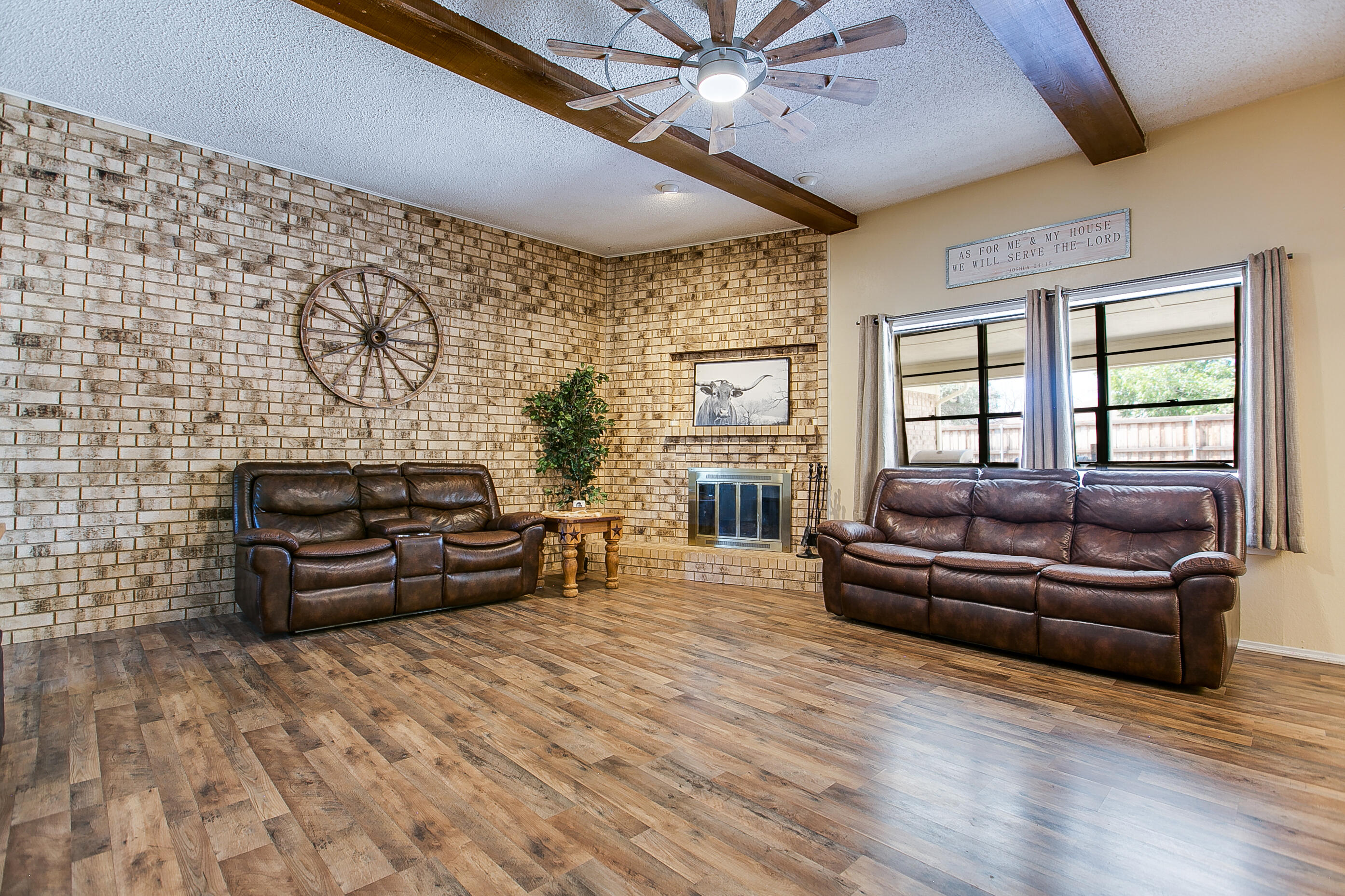 3626 Greenridge Drive Property Photo 2