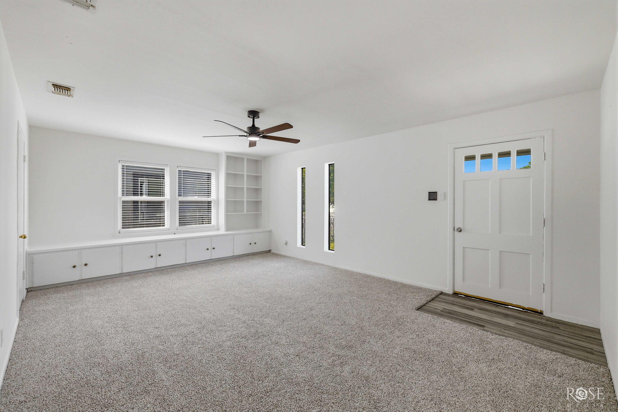 403 Angelo Boulevard Property Photo 5
