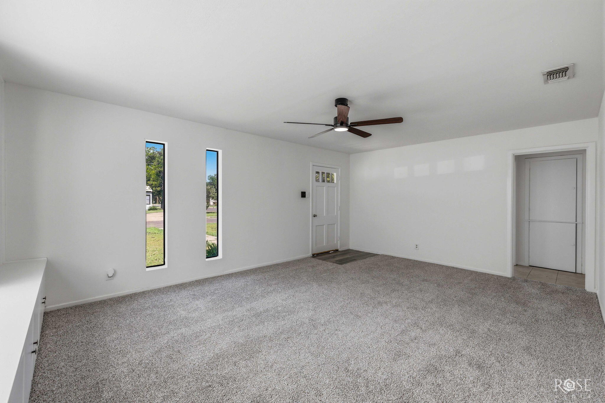 403 Angelo Boulevard Property Photo 6