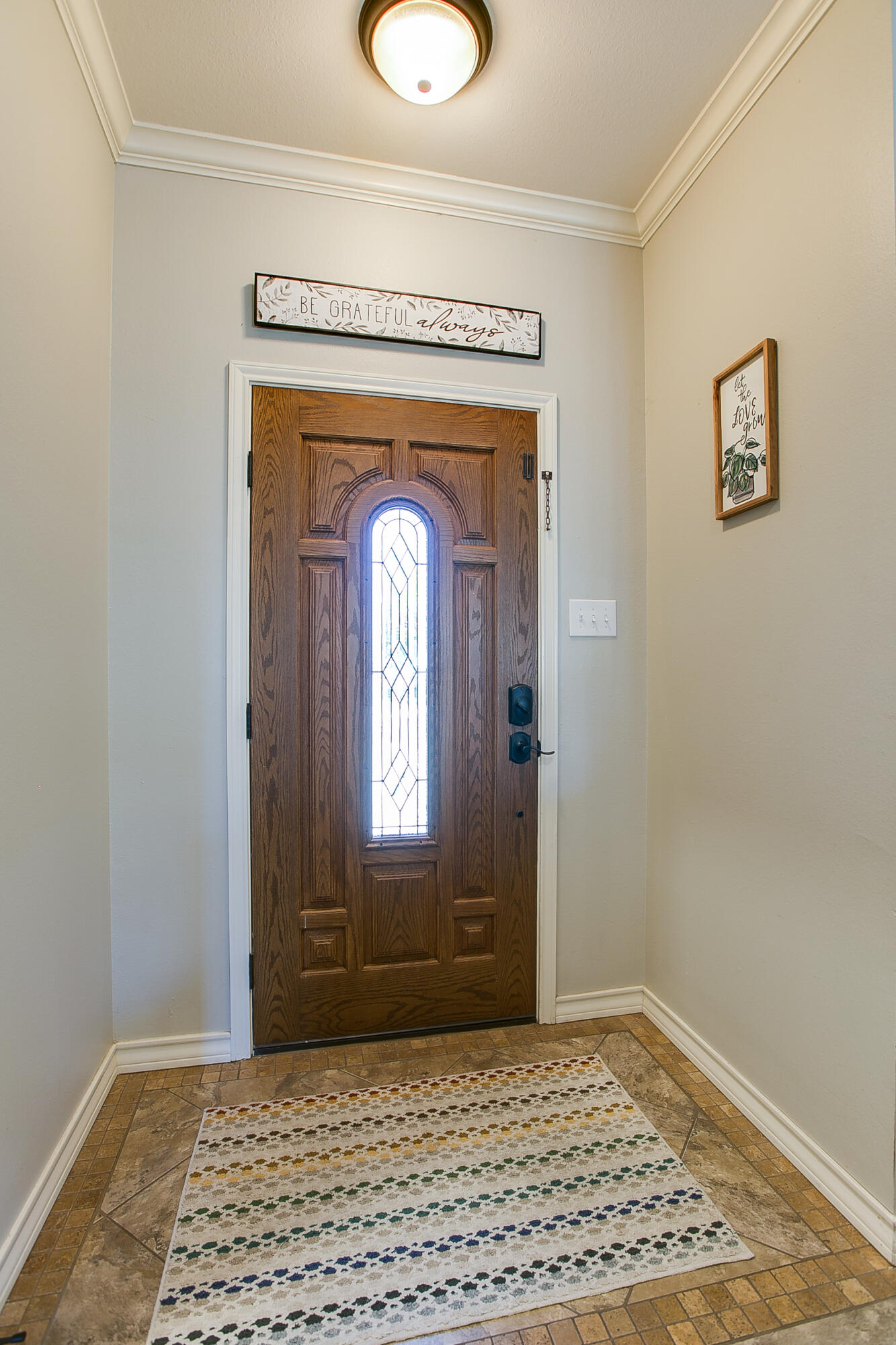 4189 Huntleigh Drive Property Photo 6