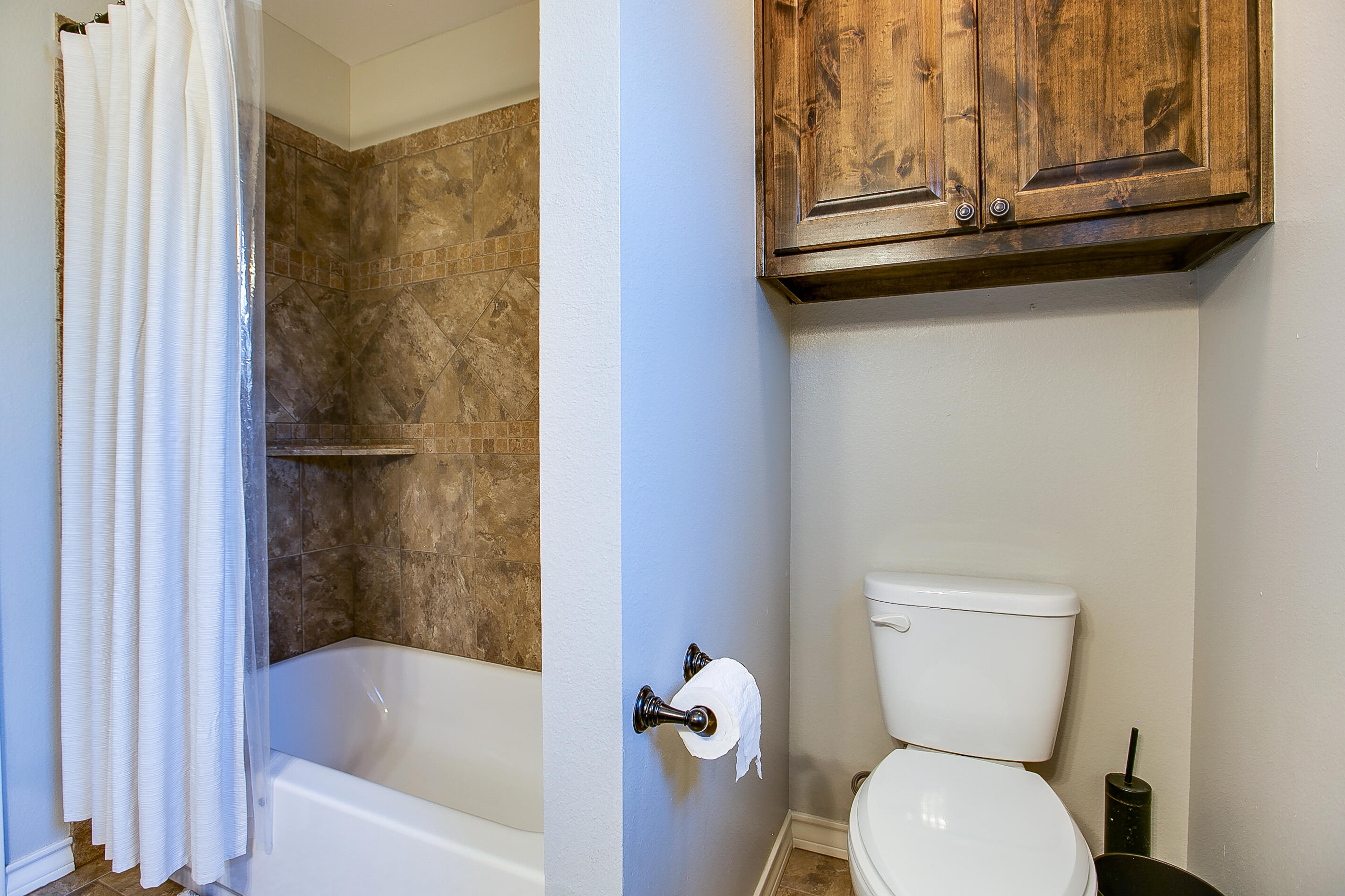 4189 Huntleigh Drive Property Photo 26