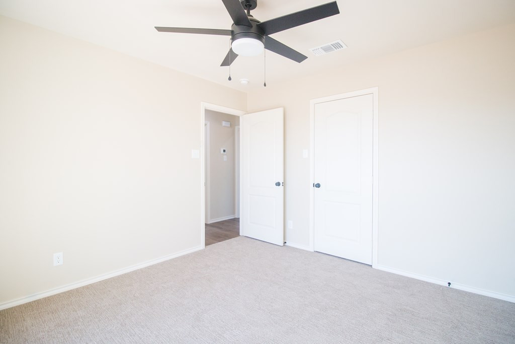5405 Coral Way Property Photo 18