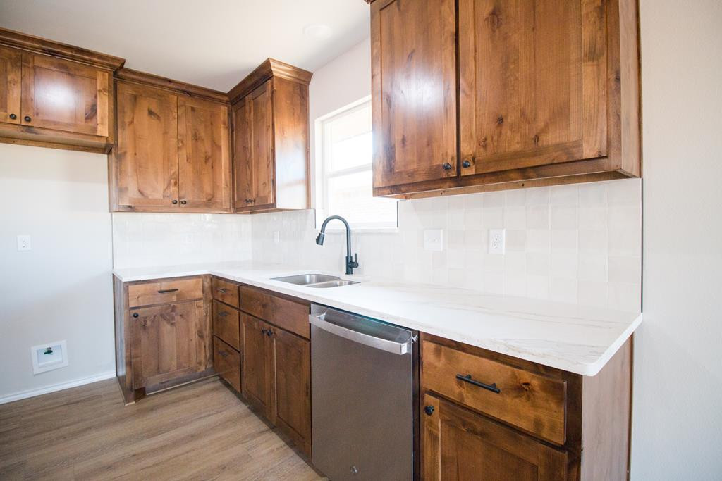5409 Coral Way Property Photo 3