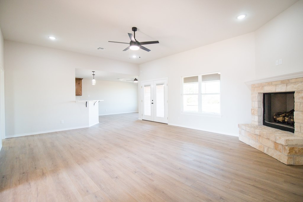 5409 Coral Way Property Photo 5