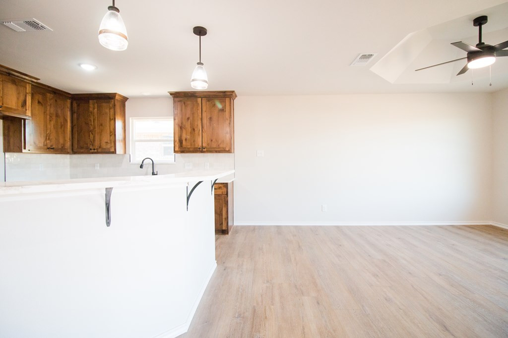 5409 Coral Way Property Photo 6