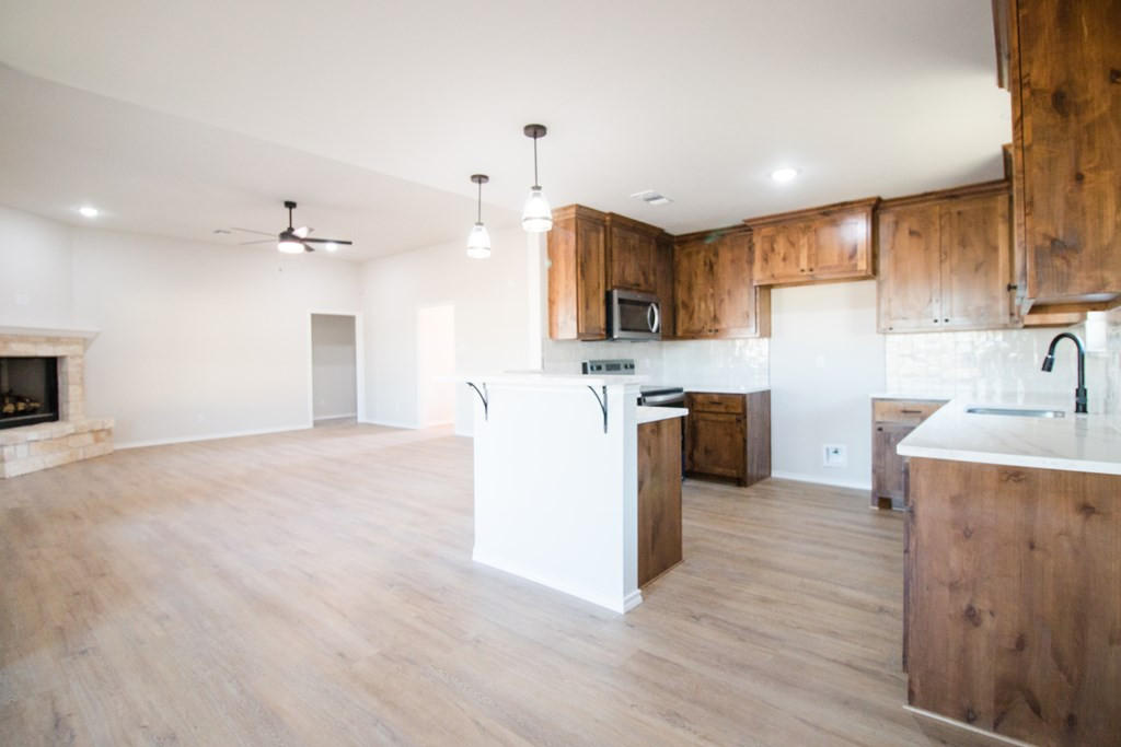 5409 Coral Way Property Photo 8