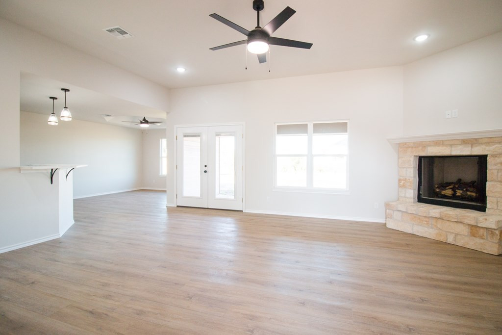 5409 Coral Way Property Photo 10