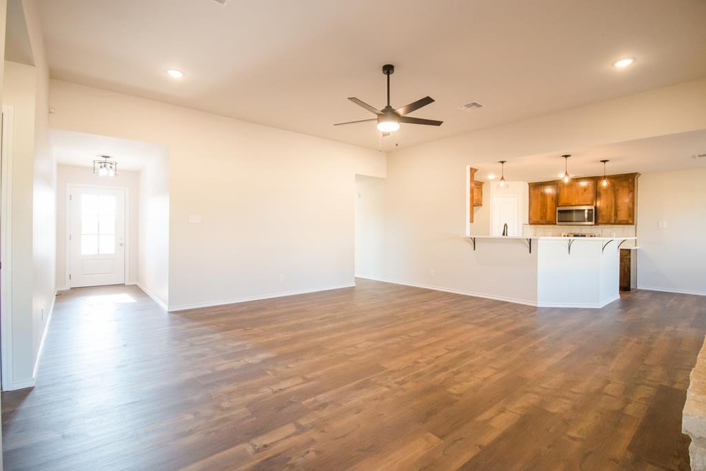 5417 Coral Way Property Photo 3