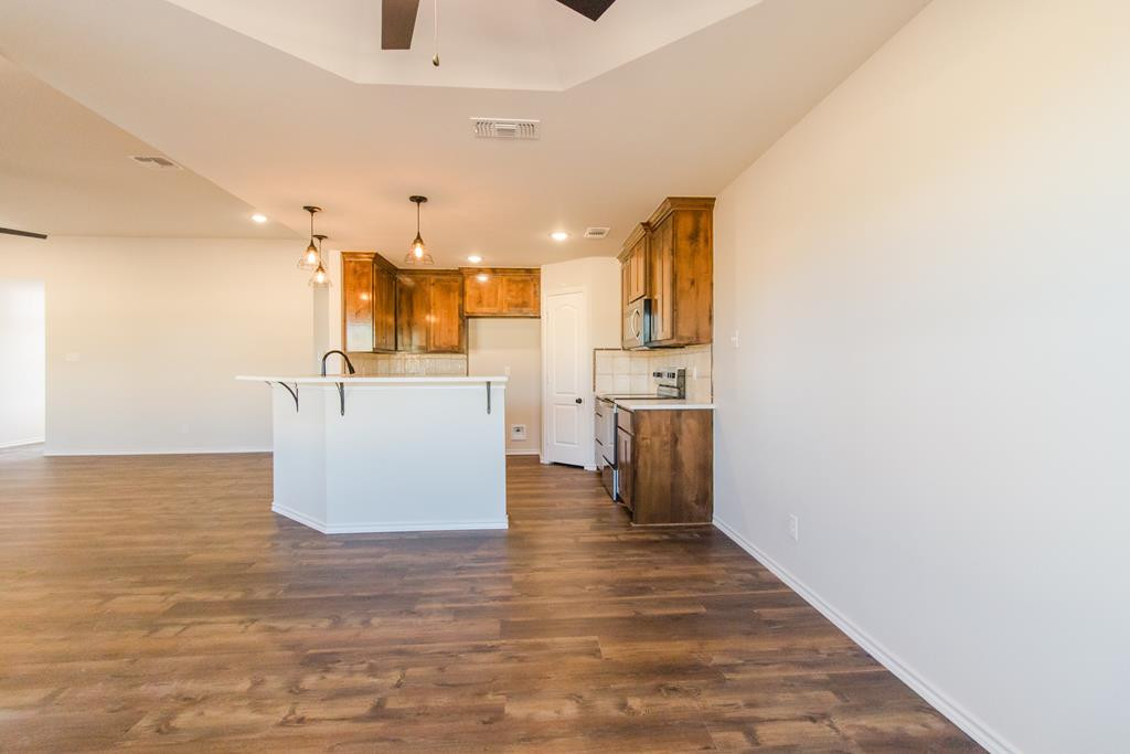 5417 Coral Way Property Photo 5