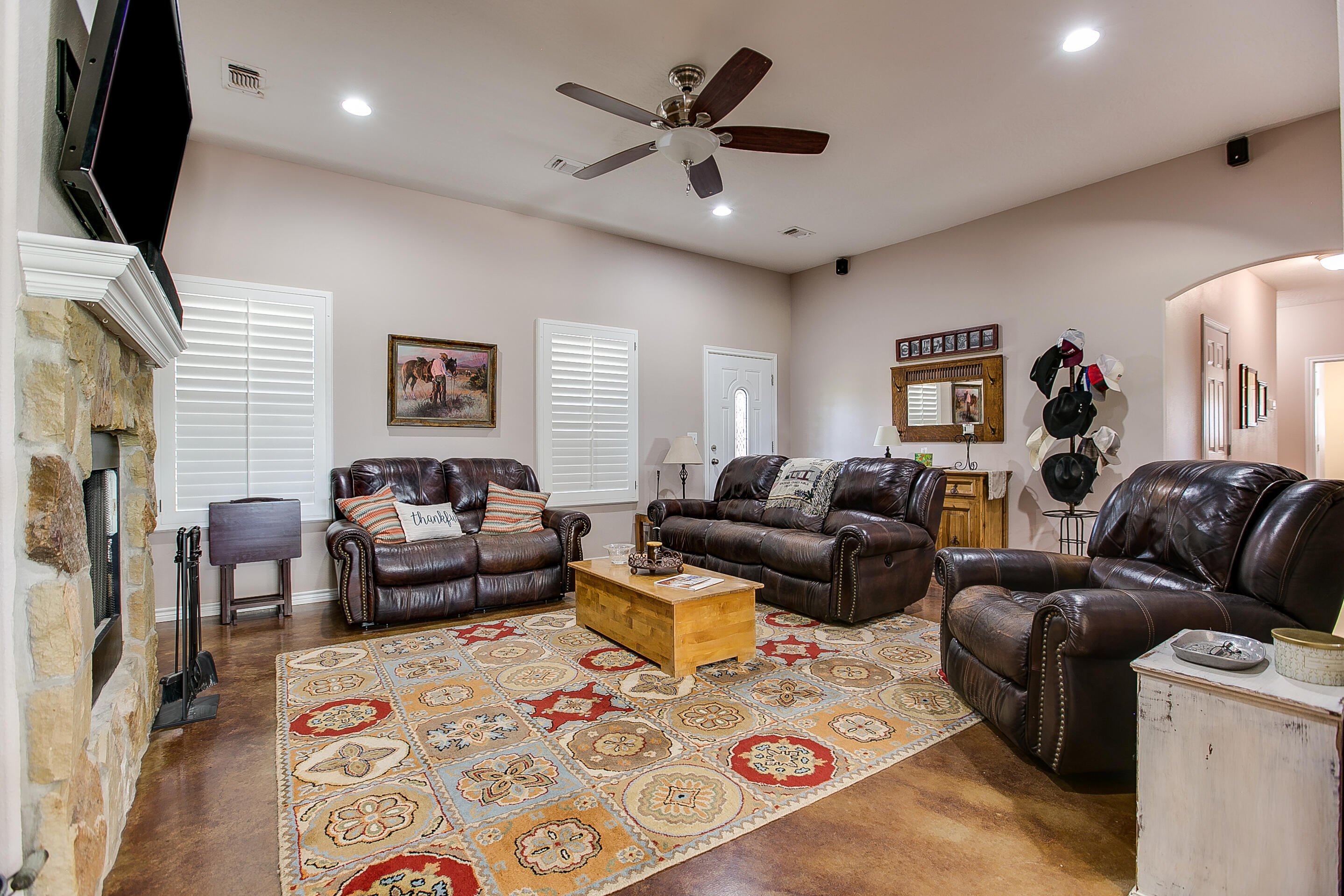 1487 Stone Meadow Lane Property Photo 8