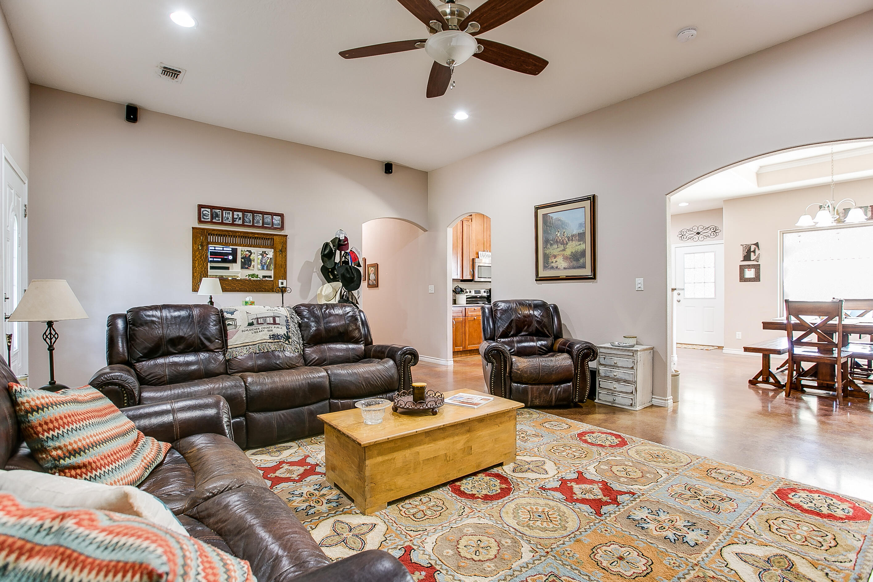 1487 Stone Meadow Lane Property Photo 9