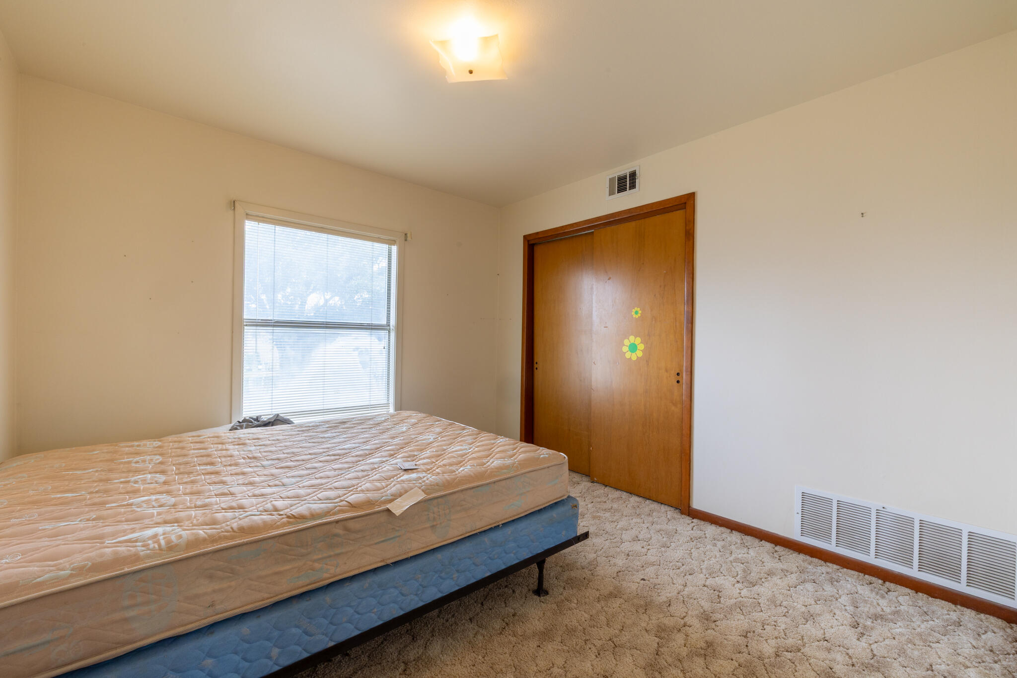 1208 Beall Street Property Photo 12