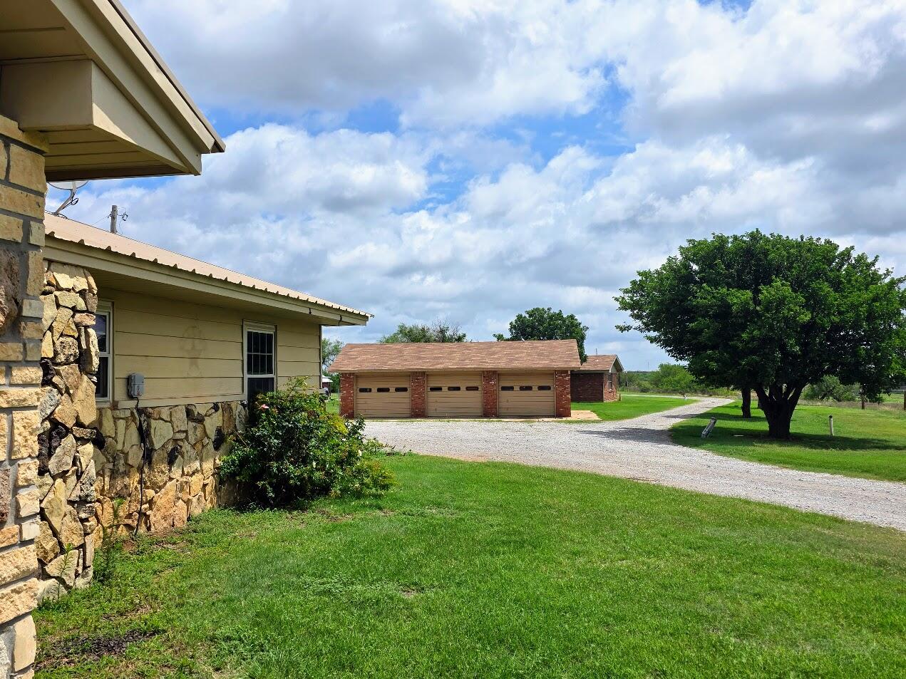 731 Tinker Road Property Photo 32