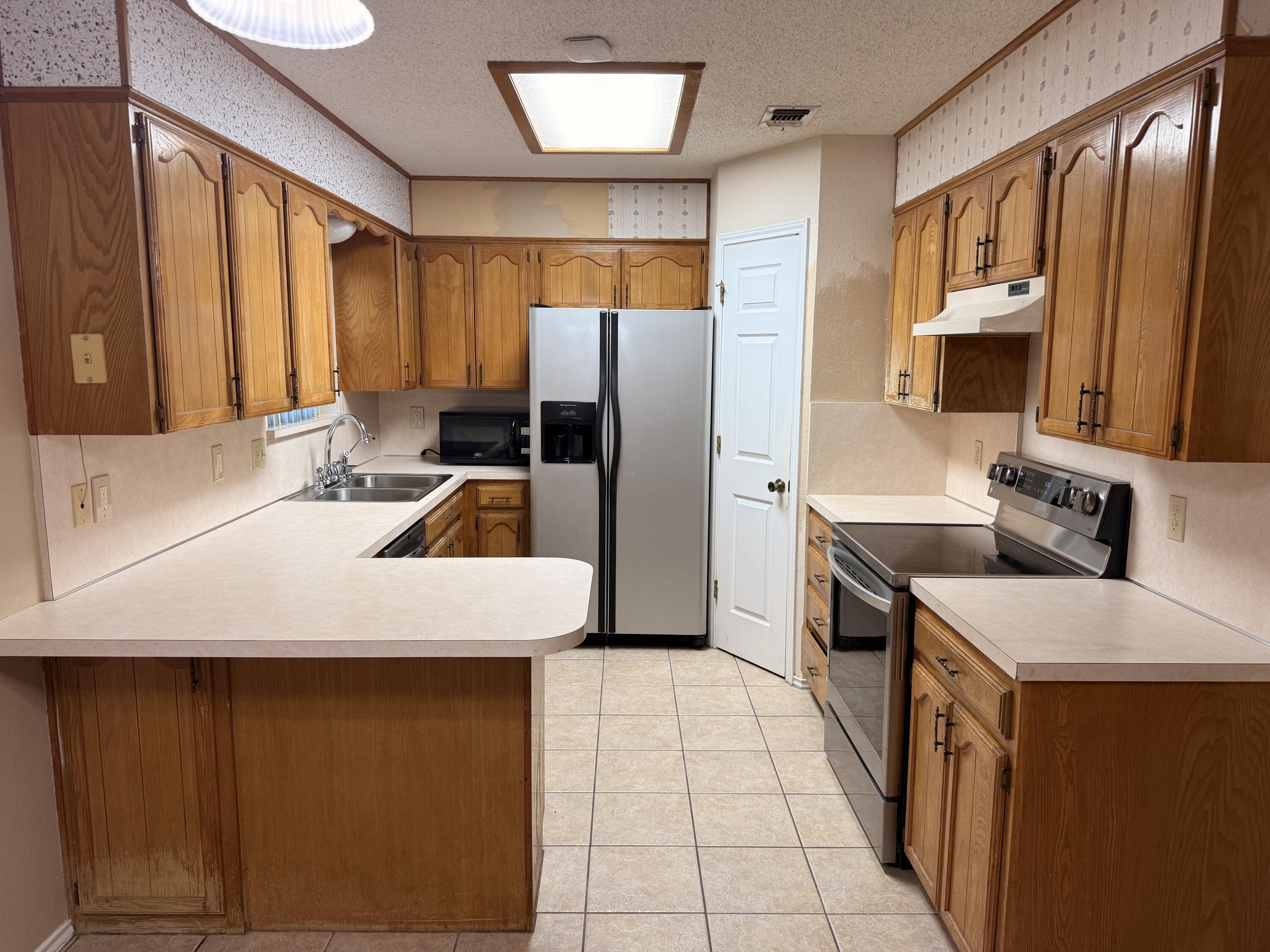 3613 Cedar Creek Drive Property Photo 5