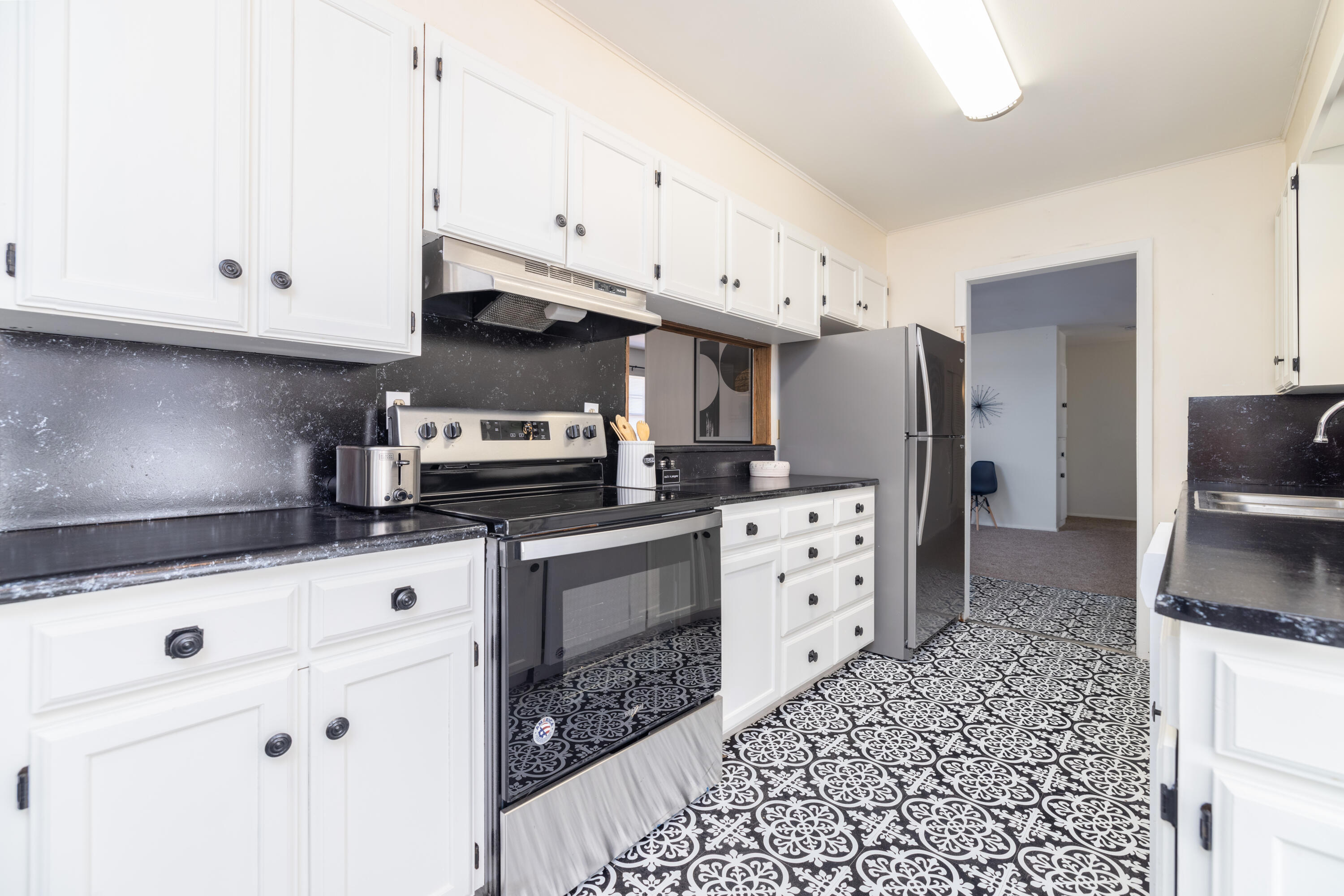 130 Greer Street Property Photo 18