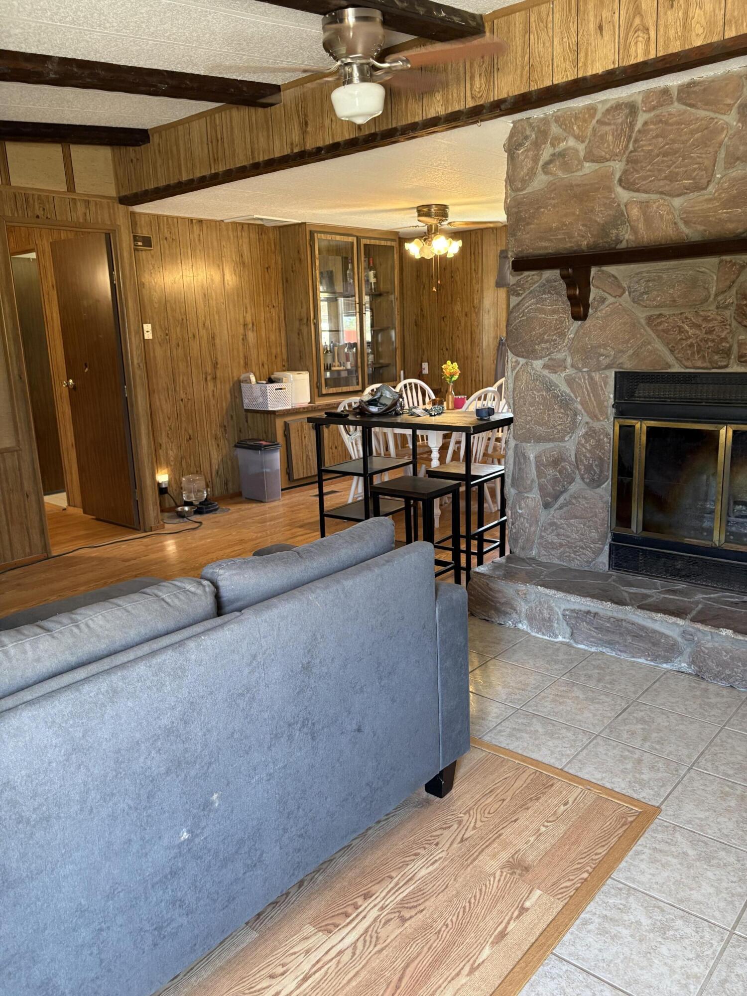 1294 W Moss Street Property Photo 10
