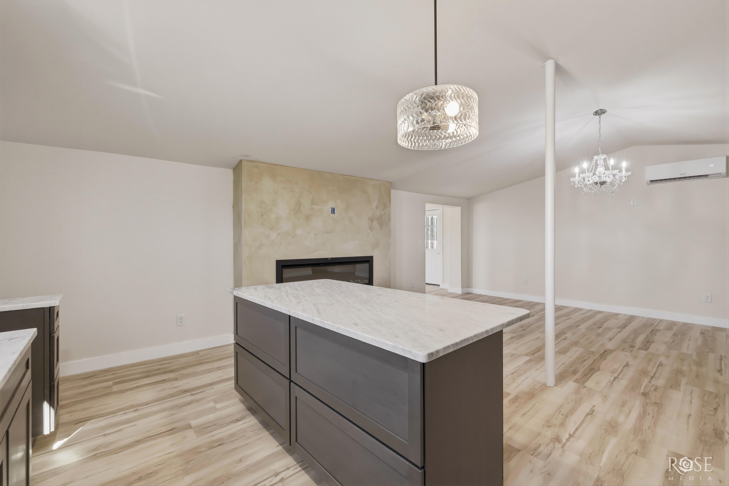 10261 N Us Highway 277 Property Photo 12
