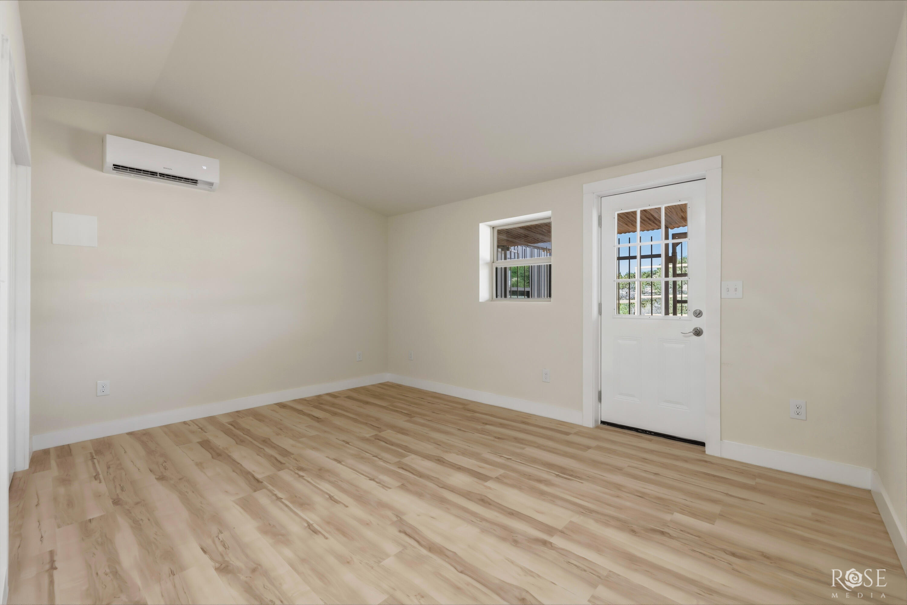 10261 N Us Highway 277 Property Photo 19