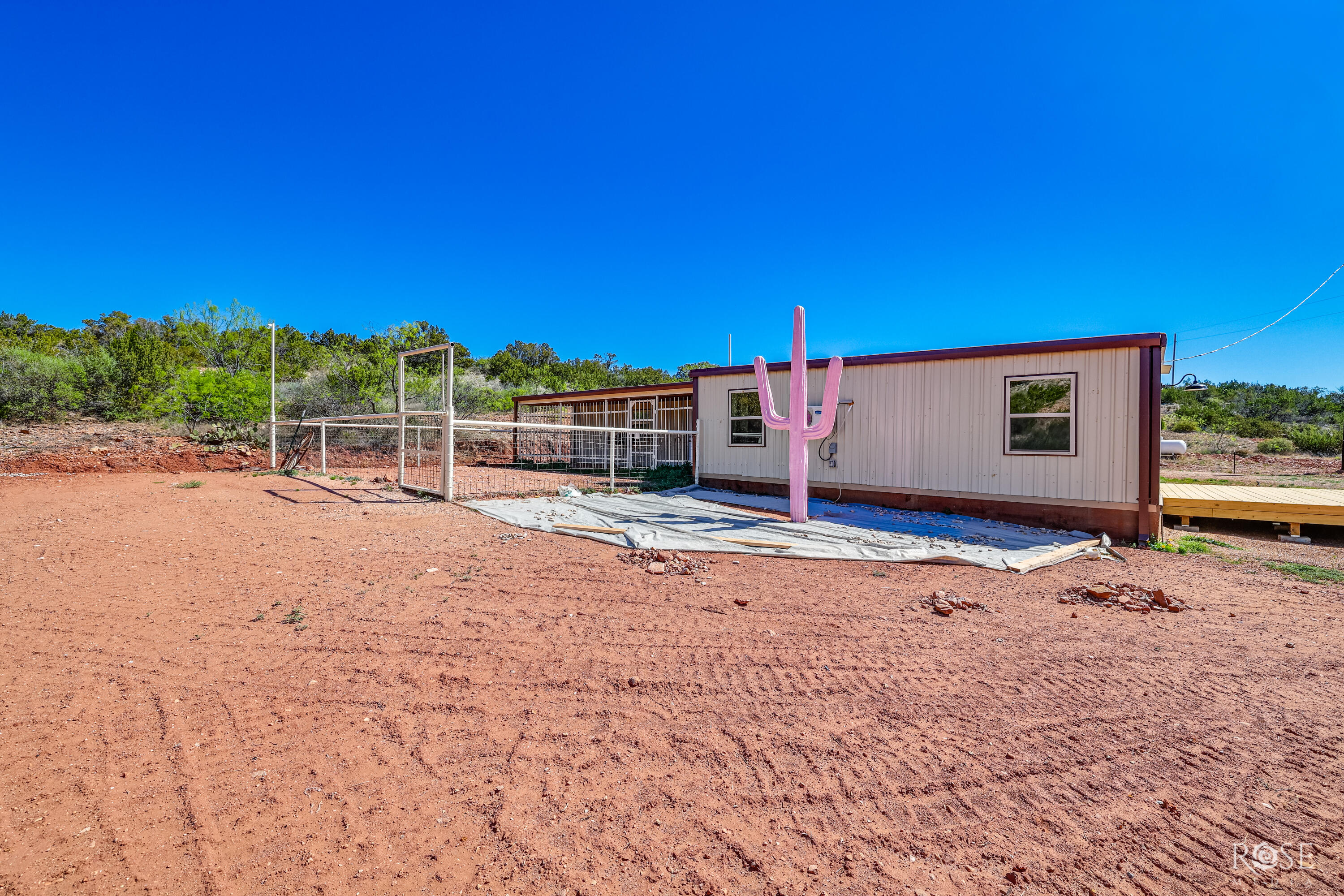 10261 N Us Highway 277 Property Photo 27
