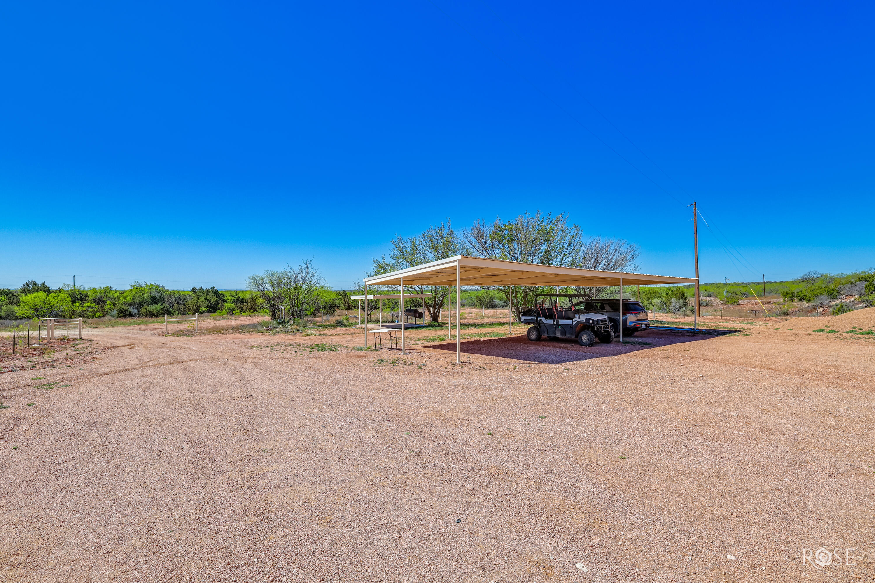10261 N Us Highway 277 Property Photo 29