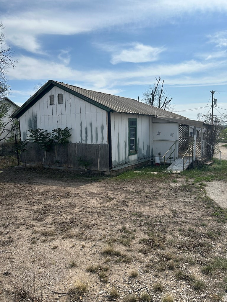 1606 Tayloe Avenue Property Photo 4