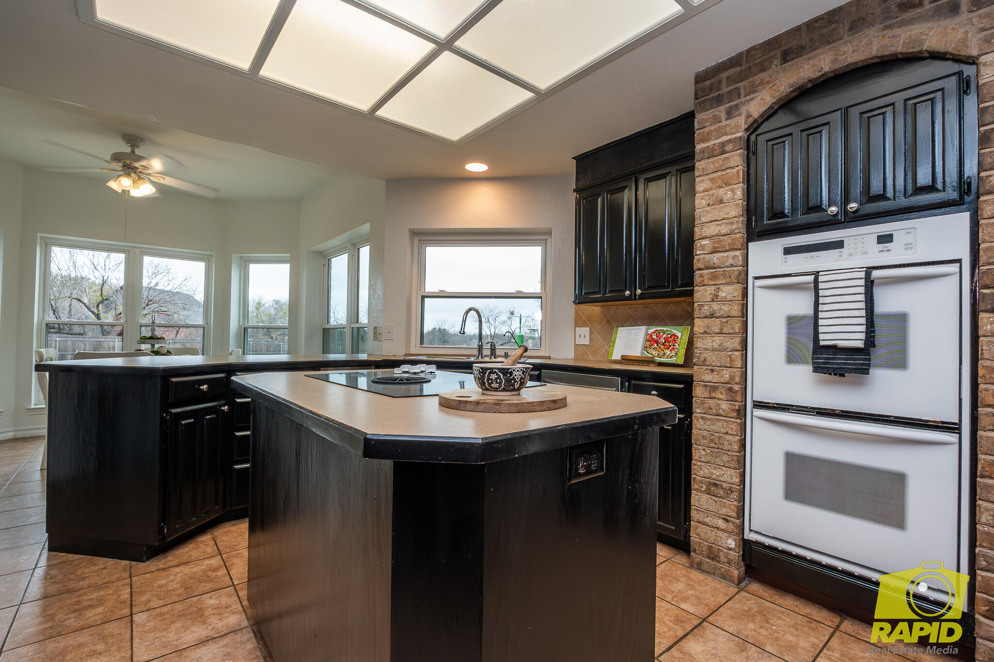 6569 Spy Glass Drive Property Photo 7