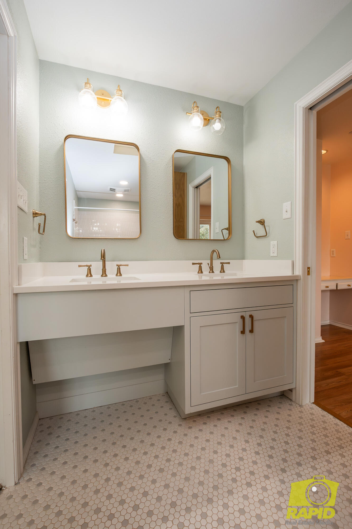 6569 Spy Glass Drive Property Photo 23