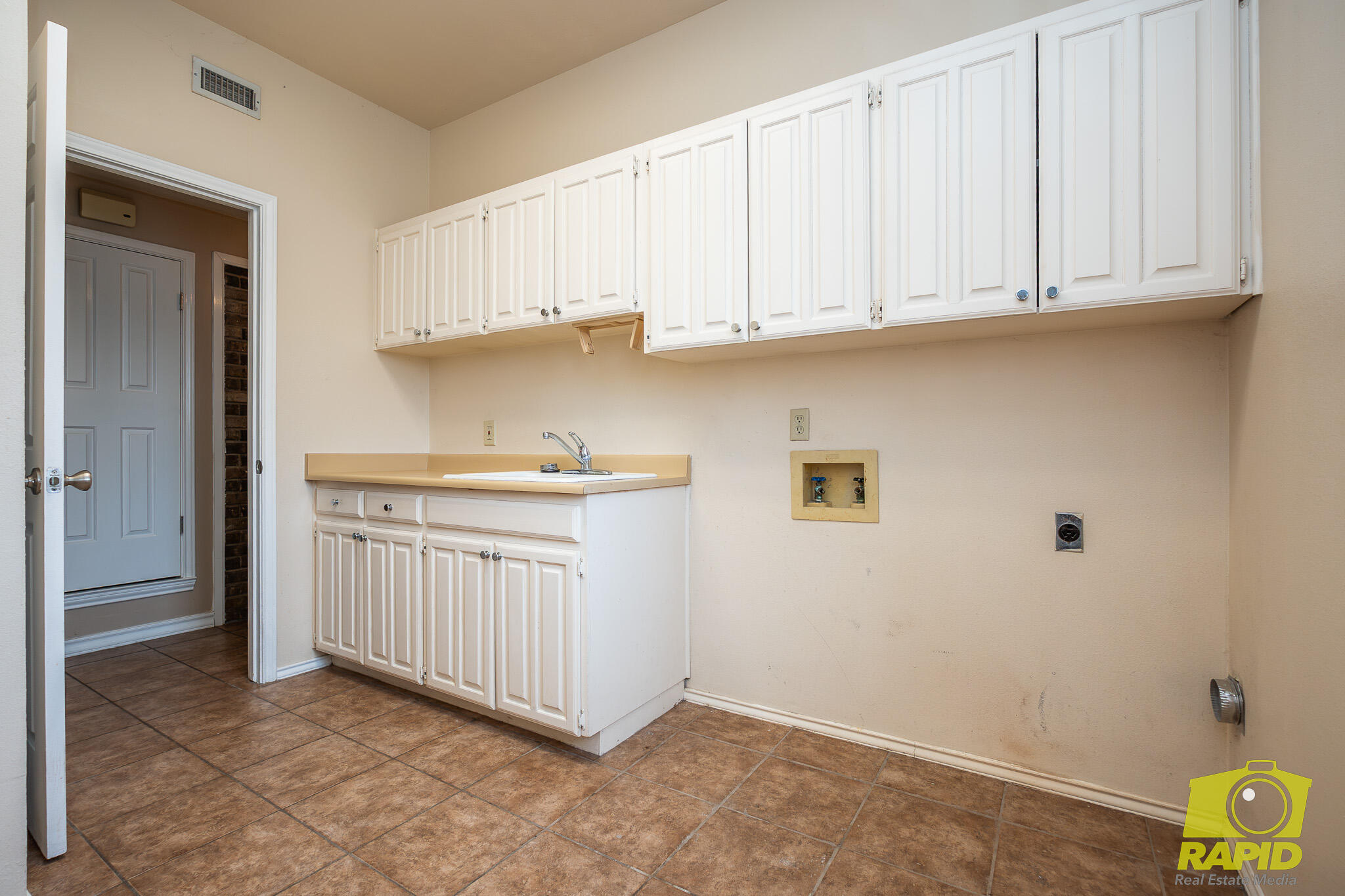6569 Spy Glass Drive Property Photo 49