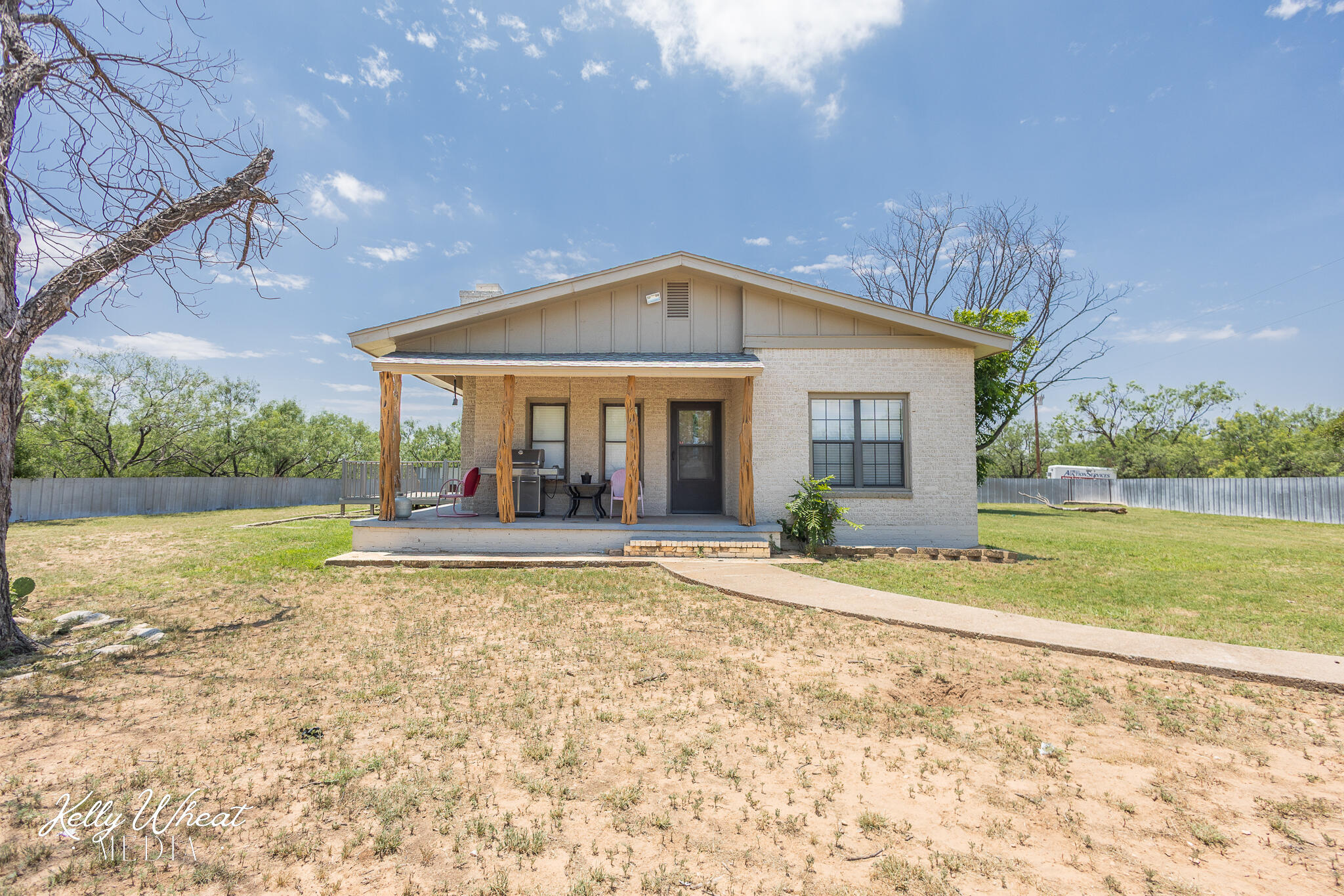 641 Bristow Road Property Photo 1